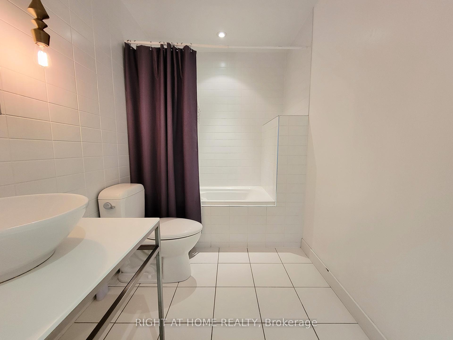Photo 17 of Unit 808, 75 Portland Street, Toronto, Waterfront Communities — HOMEH