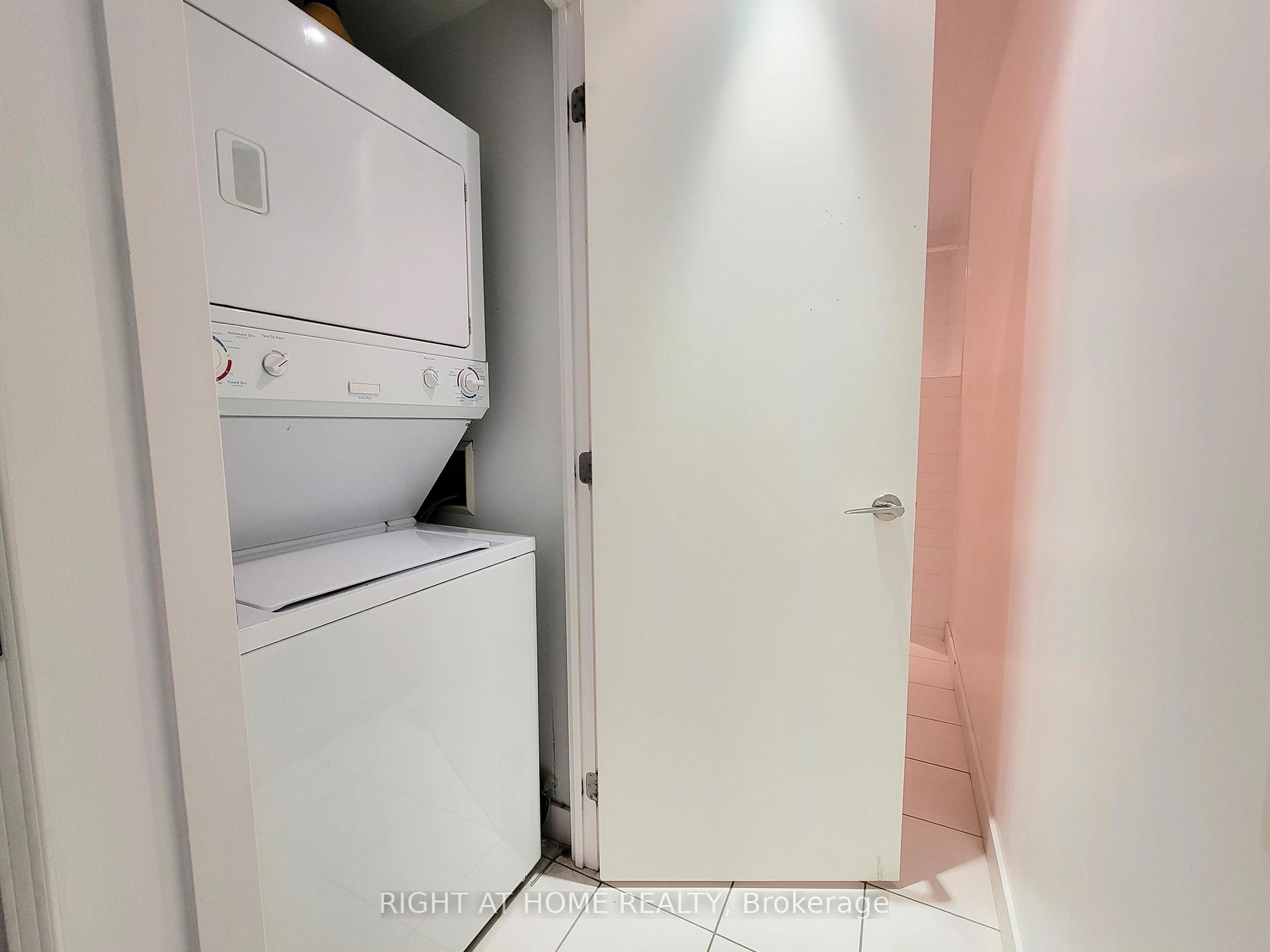 Photo 11 of Unit 808, 75 Portland Street, Toronto, Waterfront Communities — HOMEH