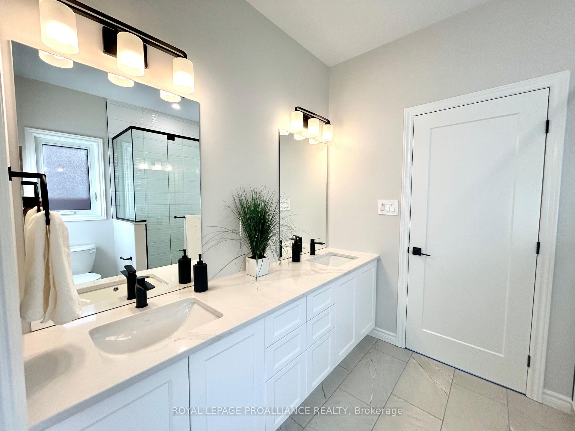 Photo 4 of 130 Stonecrest Boulevard, Quinte West, Sidney Ward — HOMEH