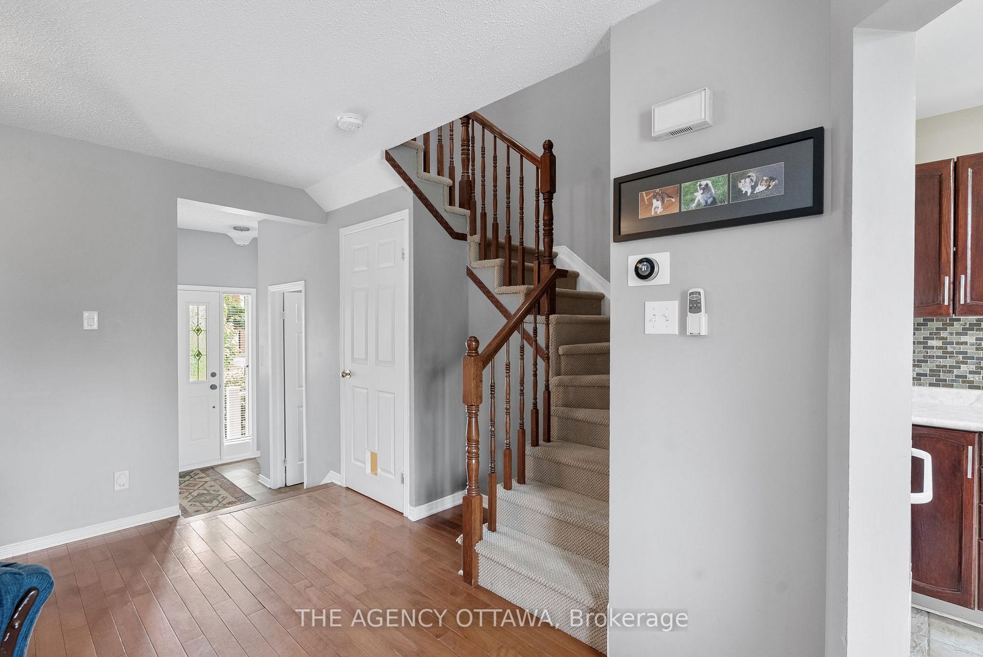 Photo 17 of 55 Springcreek Crescent, Ottawa, Kanata - Bridlewood — HOMEH