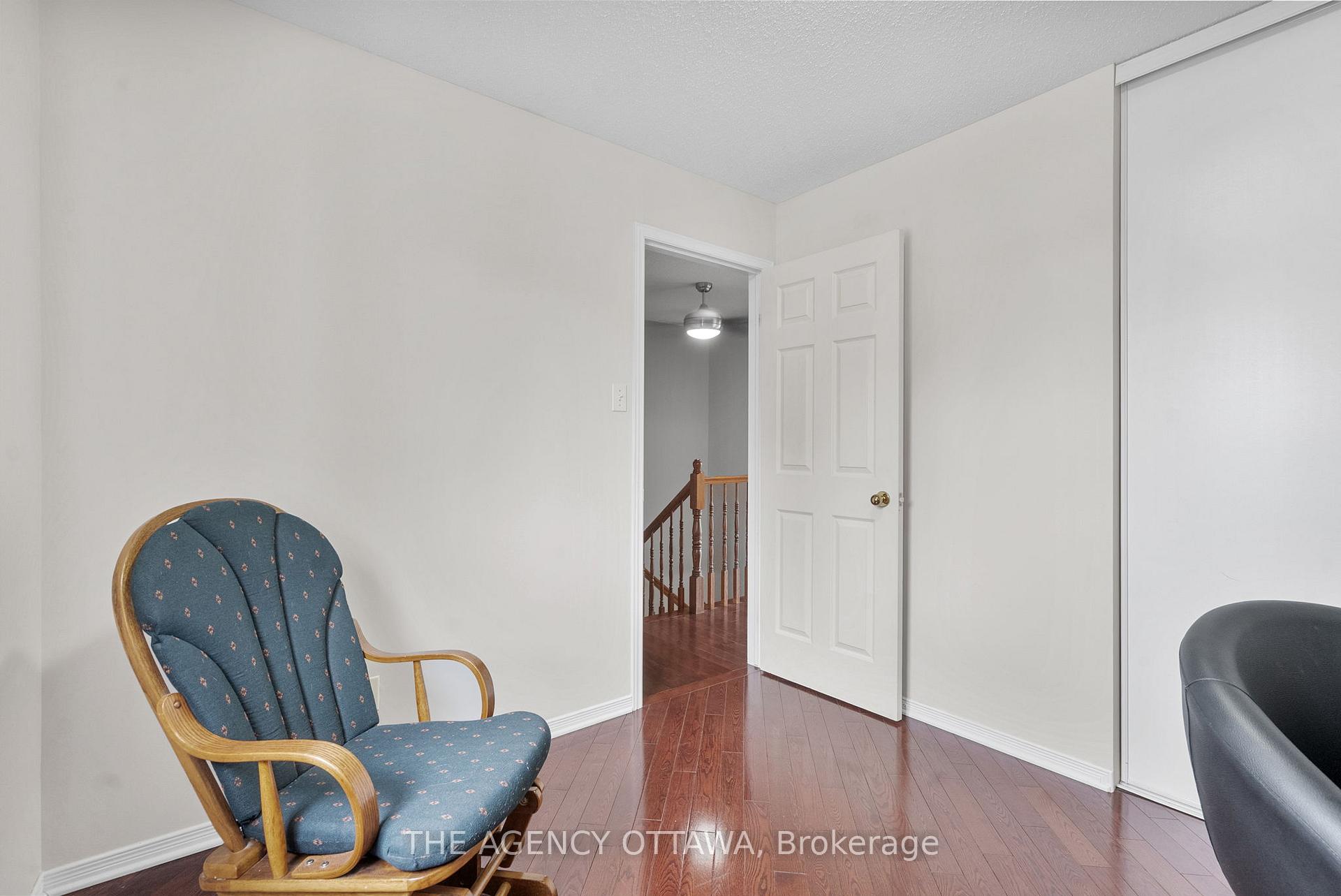 Photo 3 of 55 Springcreek Crescent, Ottawa, Kanata - Bridlewood — HOMEH
