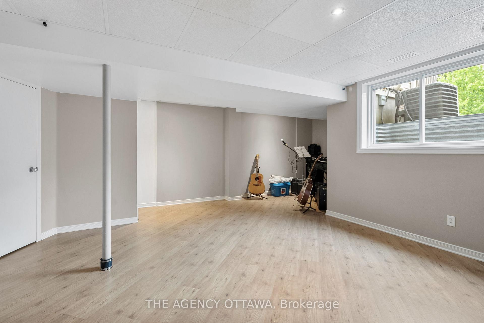 Photo 35 of 55 Springcreek Crescent, Ottawa, Kanata - Bridlewood — HOMEH
