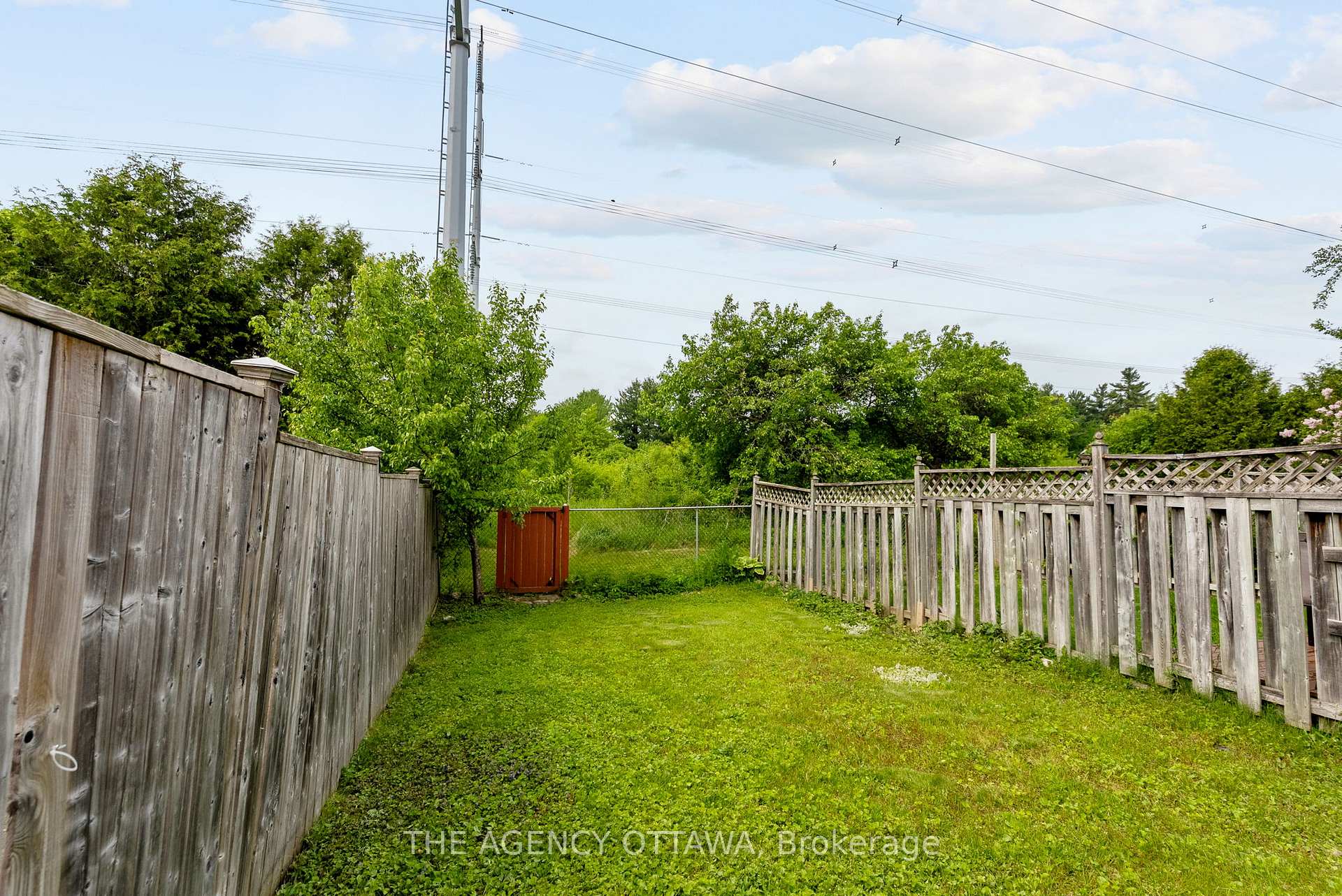 Photo 27 of 55 Springcreek Crescent, Ottawa, Kanata - Bridlewood — HOMEH