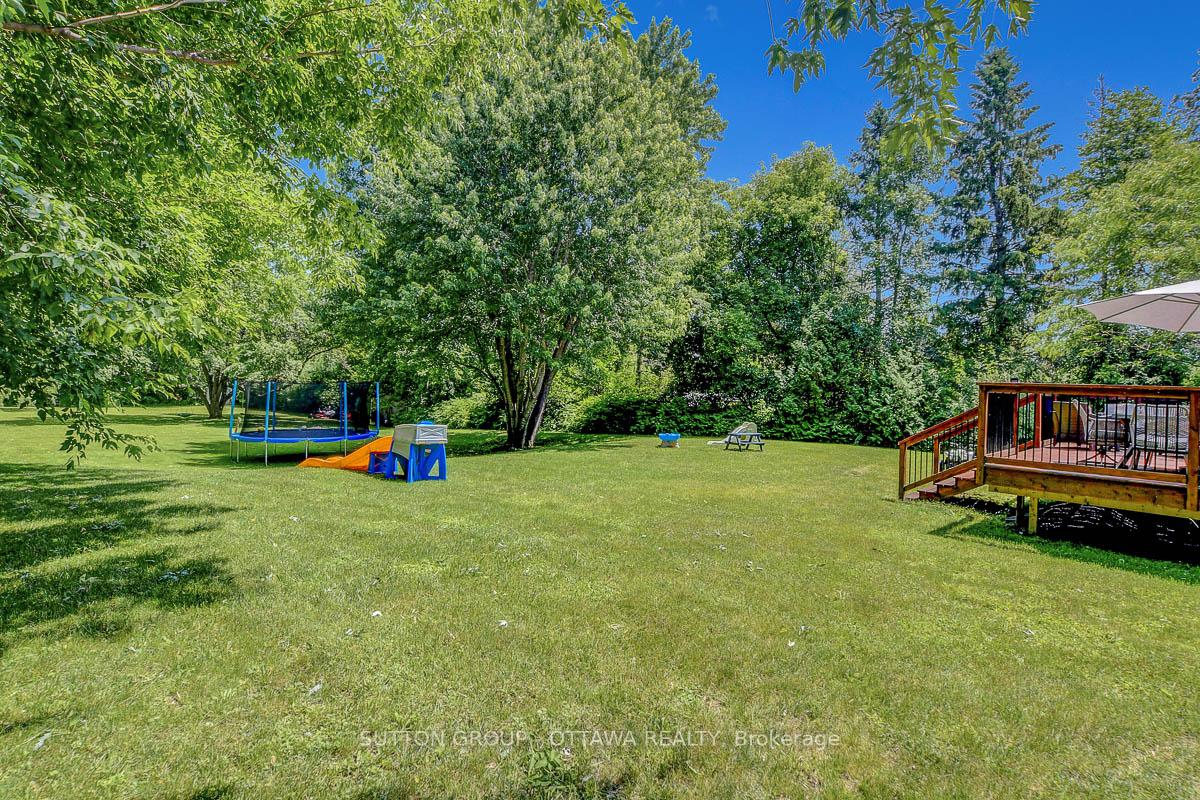 Photo 5 of 1477 Stagecoach Road, Ottawa, Greely — HOMEH