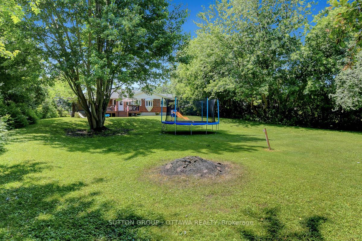 Photo 9 of 1477 Stagecoach Road, Ottawa, Greely — HOMEH