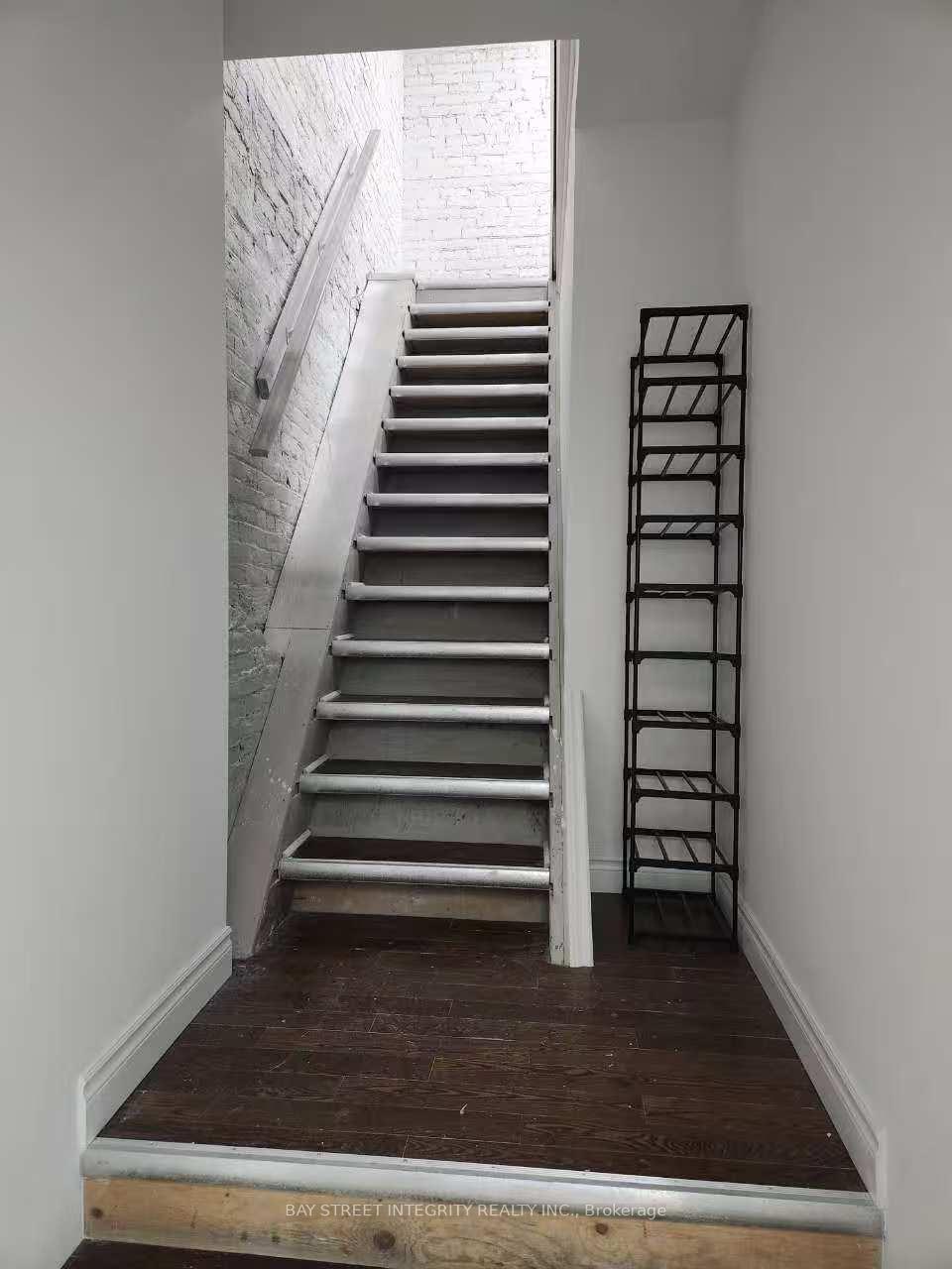 Photo 2 of Unit 3A, 71 Main Street E, Hamilton, Beasley — HOMEH