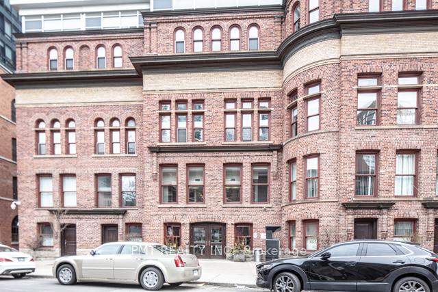 Front of Unit 1408, 11 St Joseph Street