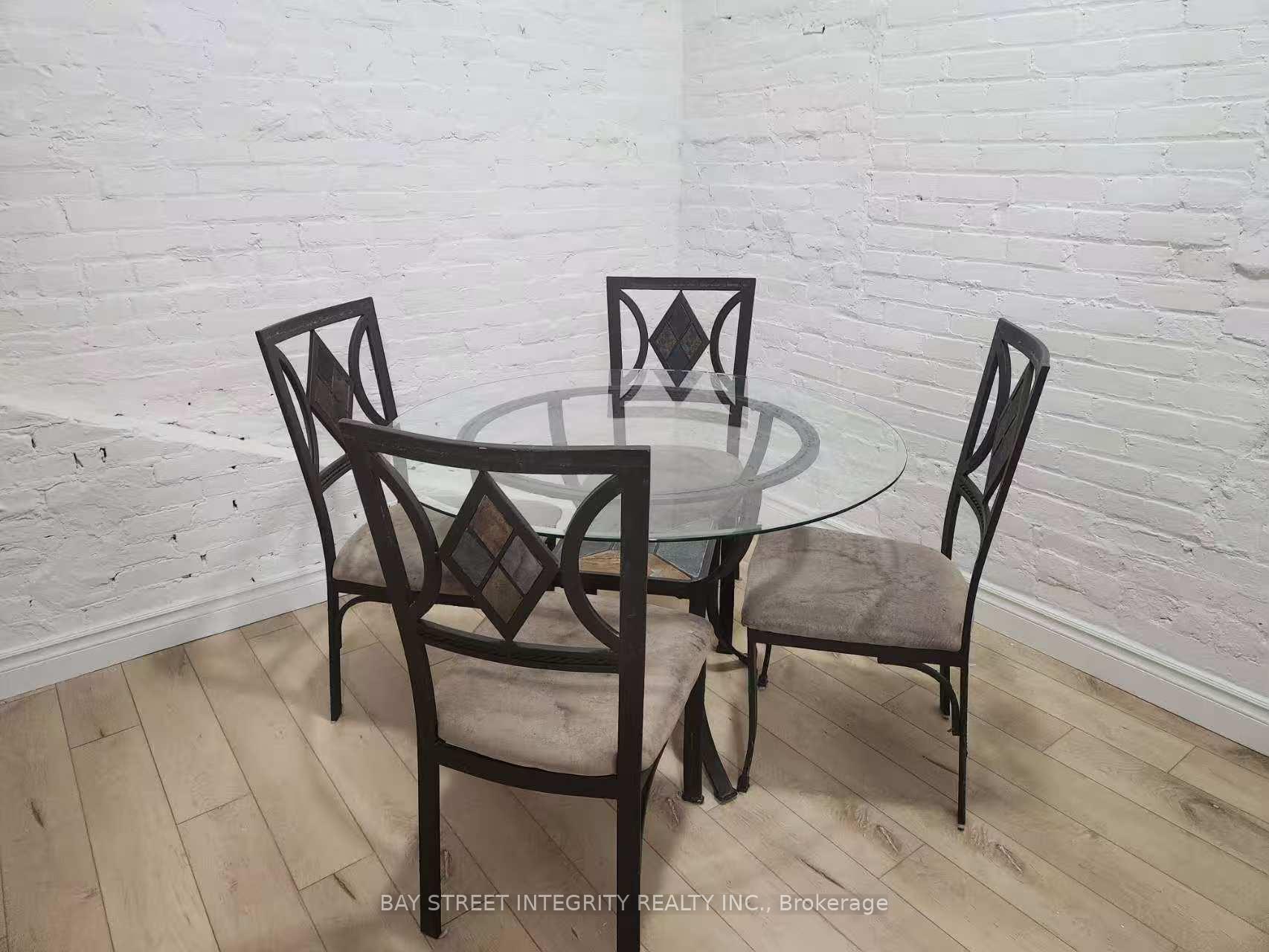 Photo 4 of Unit 2A, 71 Main Street E, Hamilton, Beasley — HOMEH