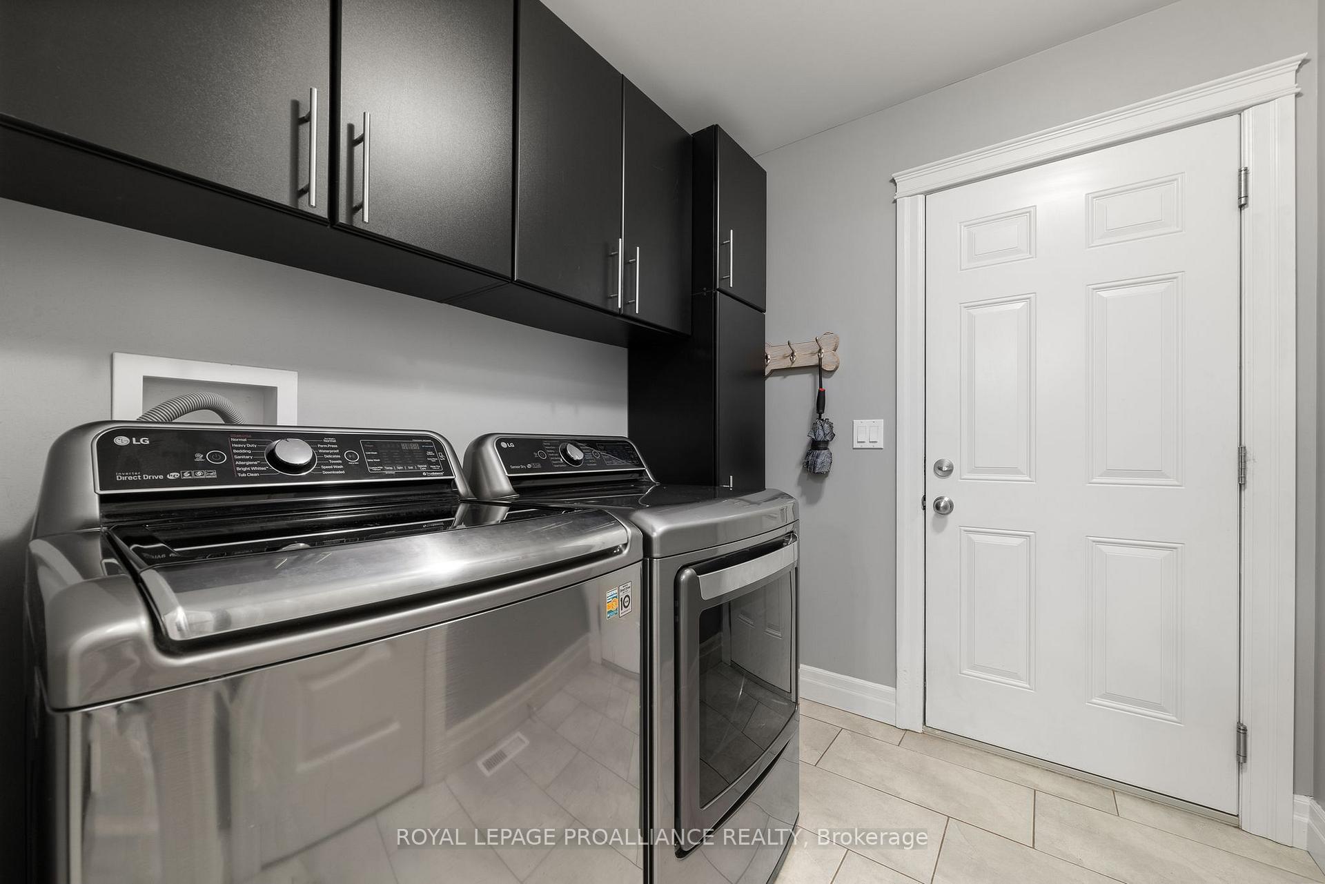 Photo 26 of 14 Butternut Court, Belleville, Belleville Ward — HOMEH