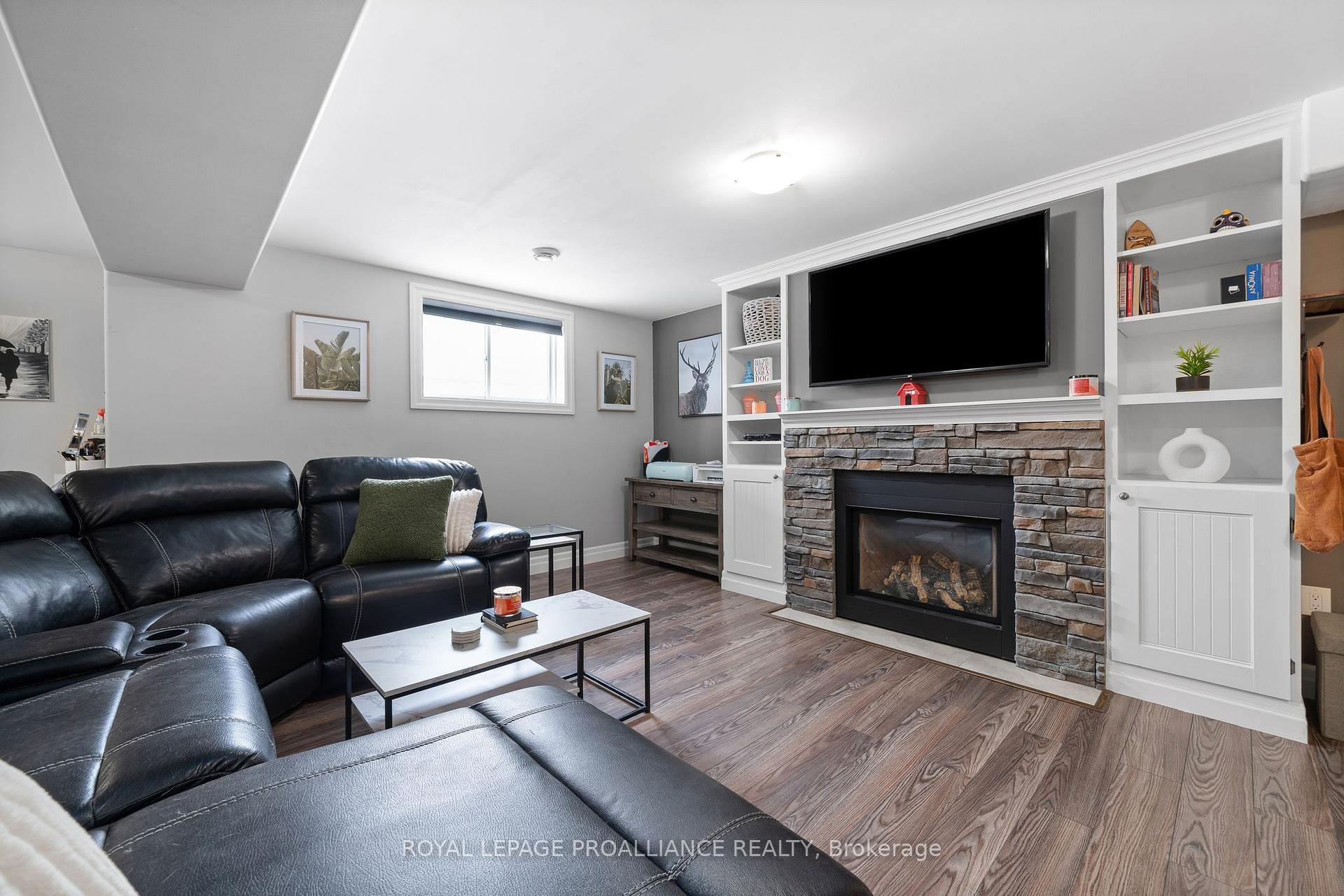 Photo 29 of 14 Butternut Court, Belleville, Belleville Ward — HOMEH