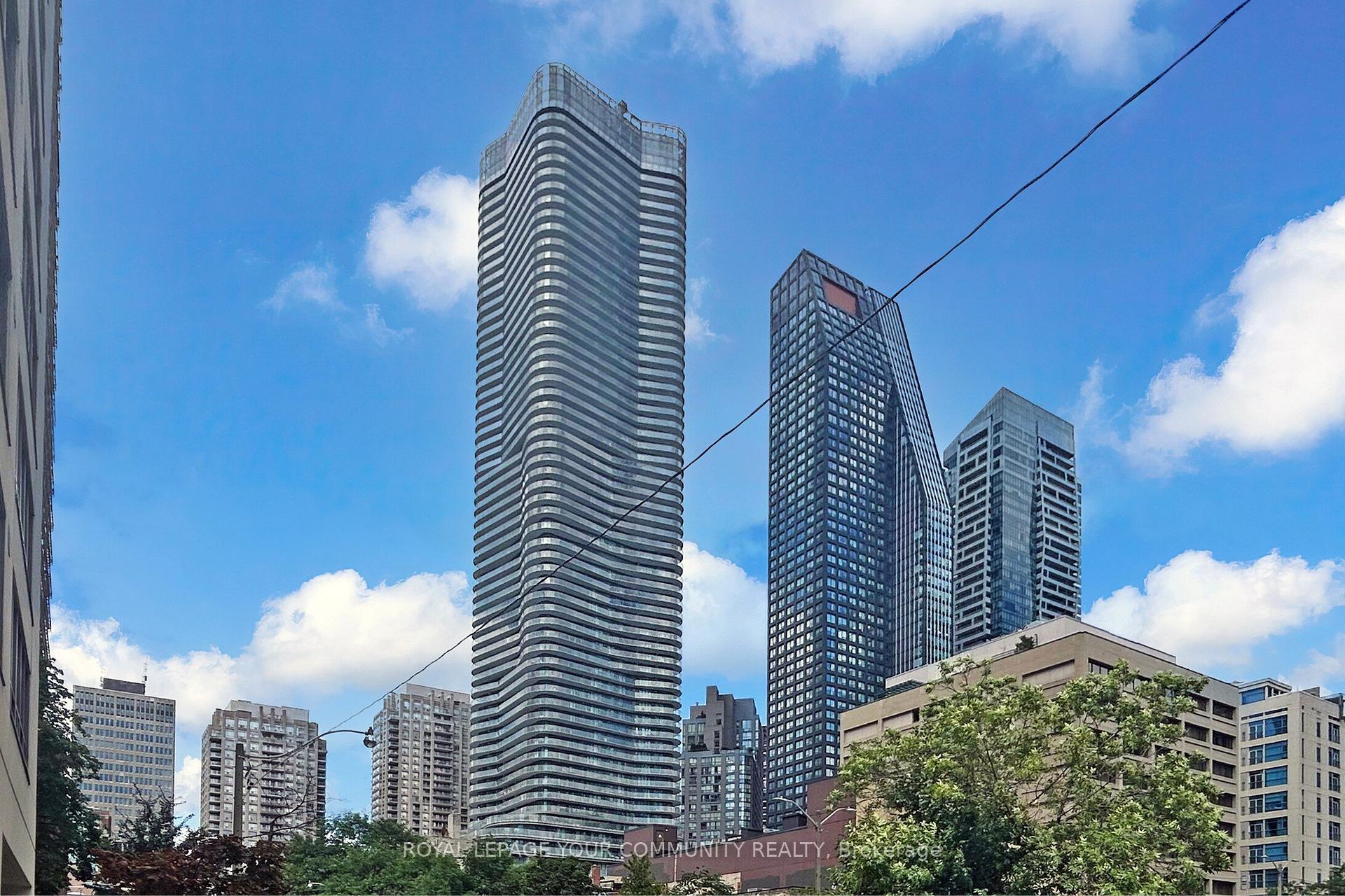 Front of Unit 2604, 11 Wellesley Street W
