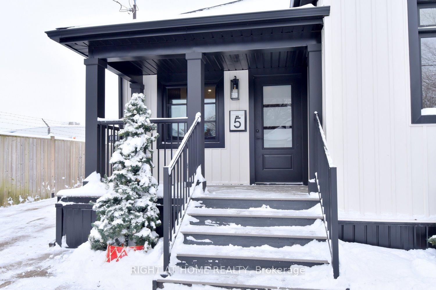 Photo 4 of 5 Cozy Street, Welland, Lincoln/Crowland — HOMEH