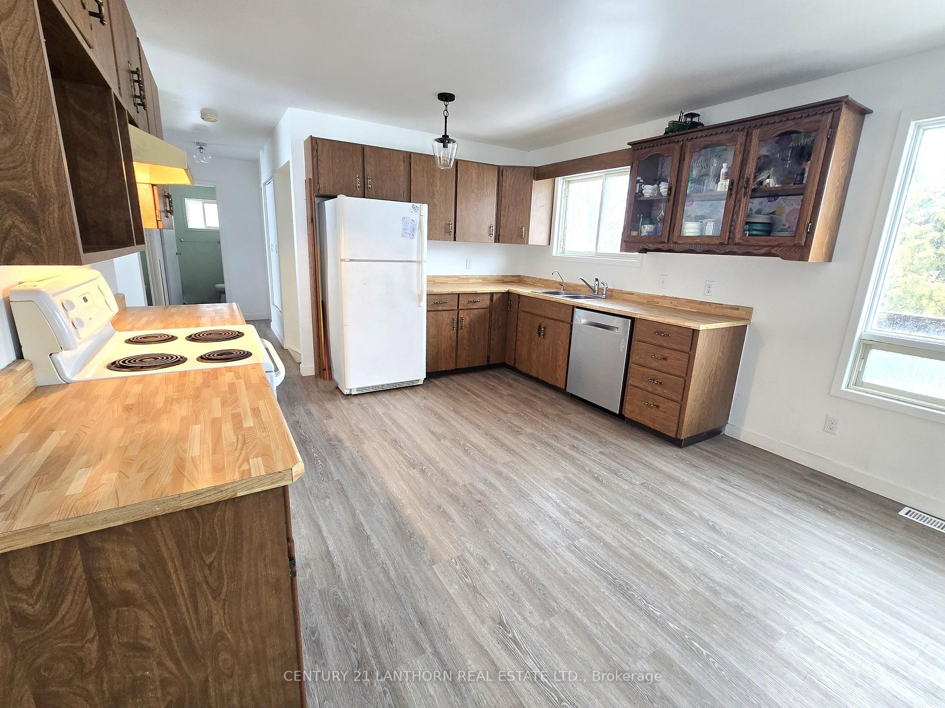 Photo 25 of 87 Rorabeck Road, Quinte West, Sidney Ward — HOMEH