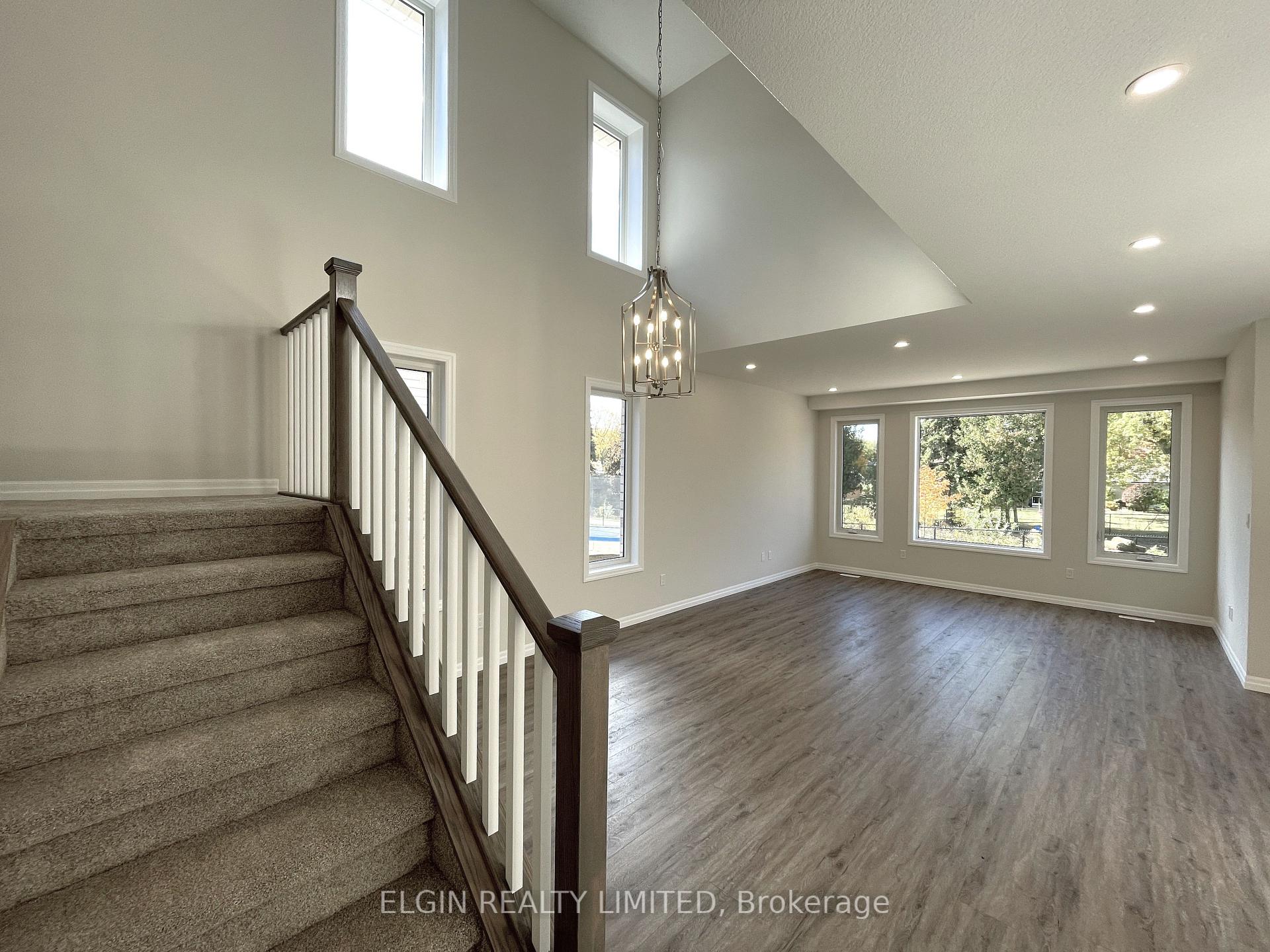 Photo 6 of 43 Lark Street, Tillsonburg — HOMEH