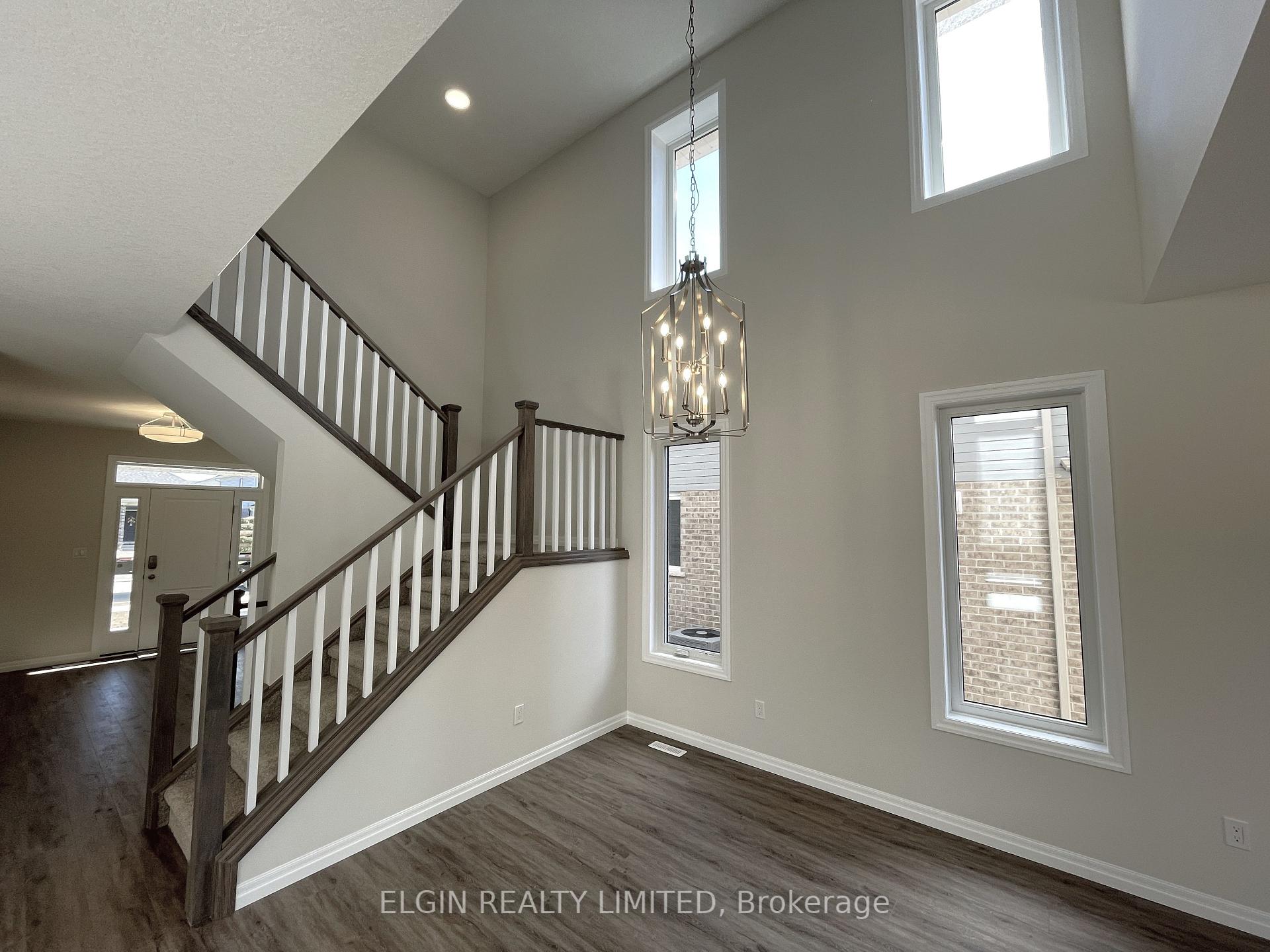 Photo 18 of 43 Lark Street, Tillsonburg — HOMEH