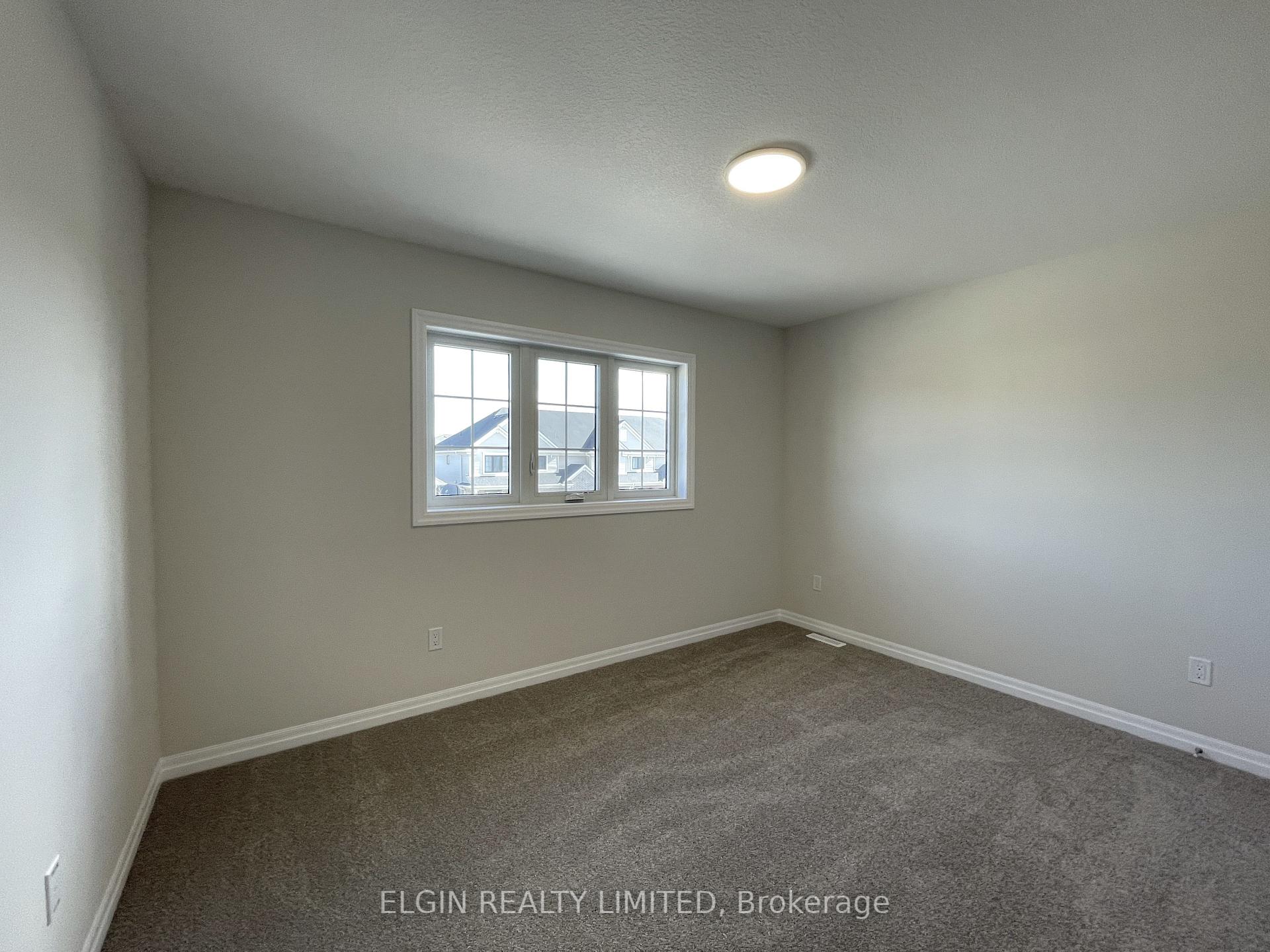 Photo 14 of 43 Lark Street, Tillsonburg — HOMEH