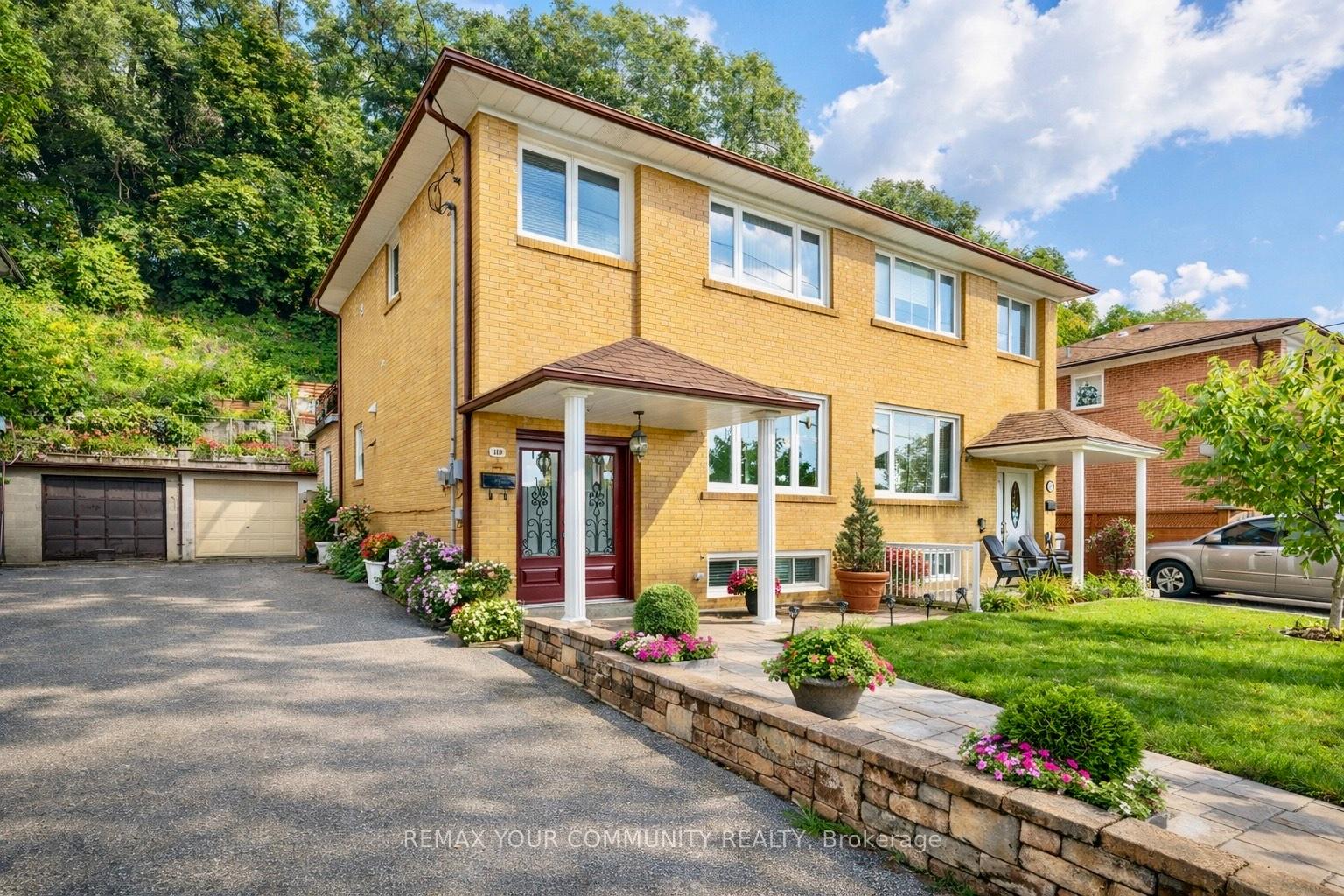 Front of 119 Dalrymple Drive