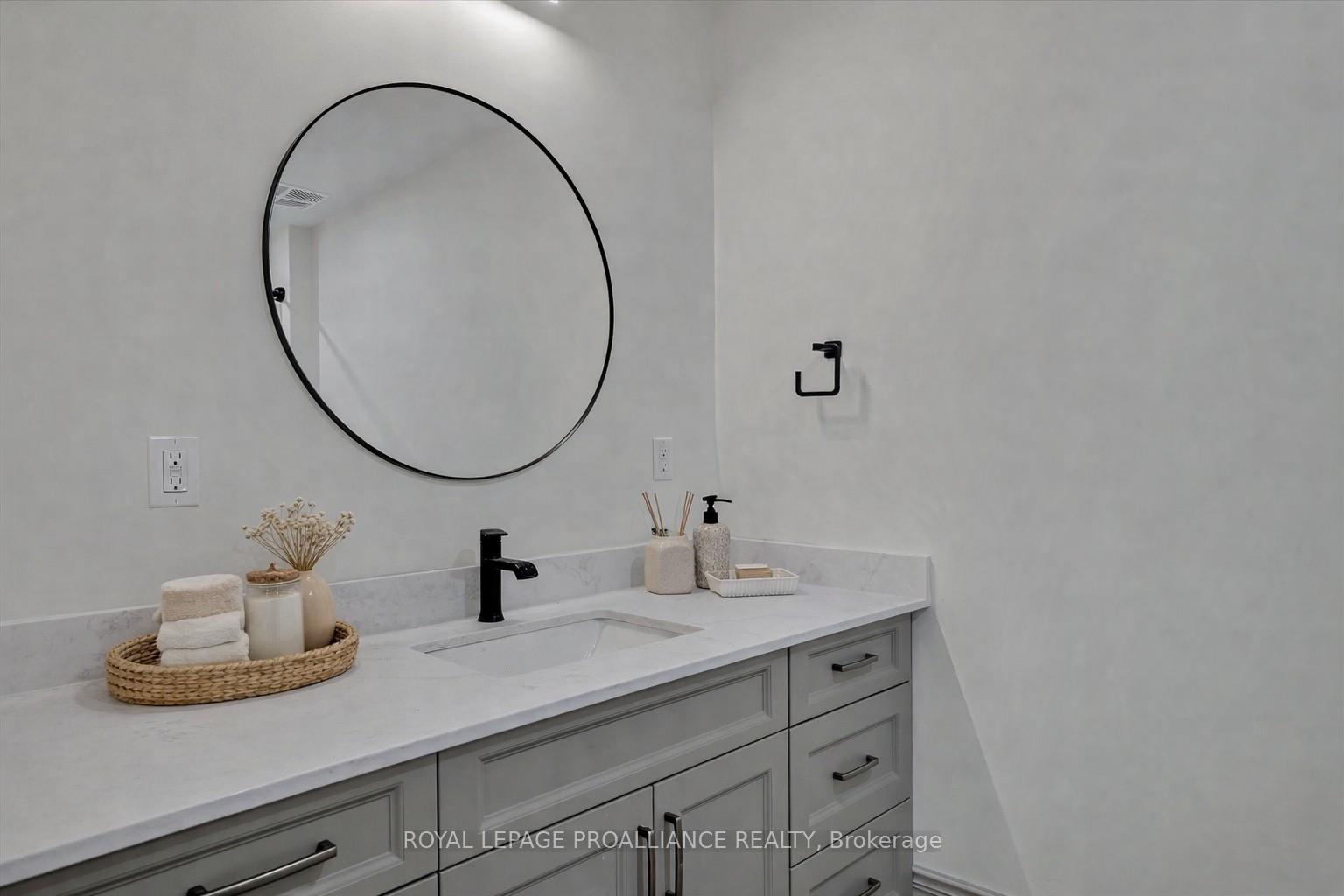 Photo 19 of Unit 1B, 380 George Street, Peterborough, Town Ward 3 — HOMEH