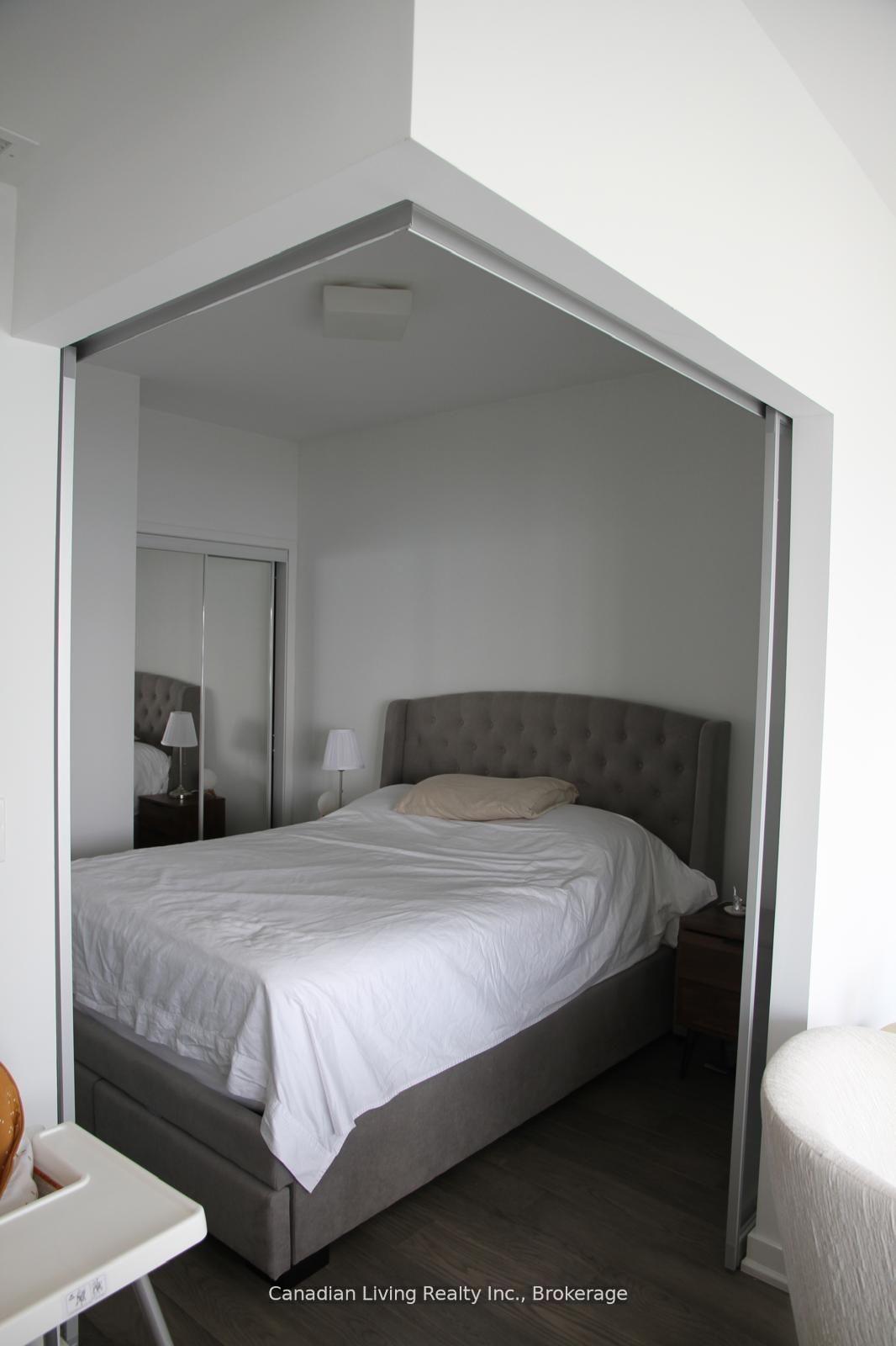 Photo 9 of Unit 5501, 12 York Street, Toronto, Waterfront Communities — HOMEH
