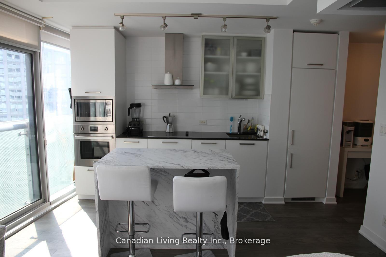 Photo 6 of Unit 5501, 12 York Street, Toronto, Waterfront Communities — HOMEH
