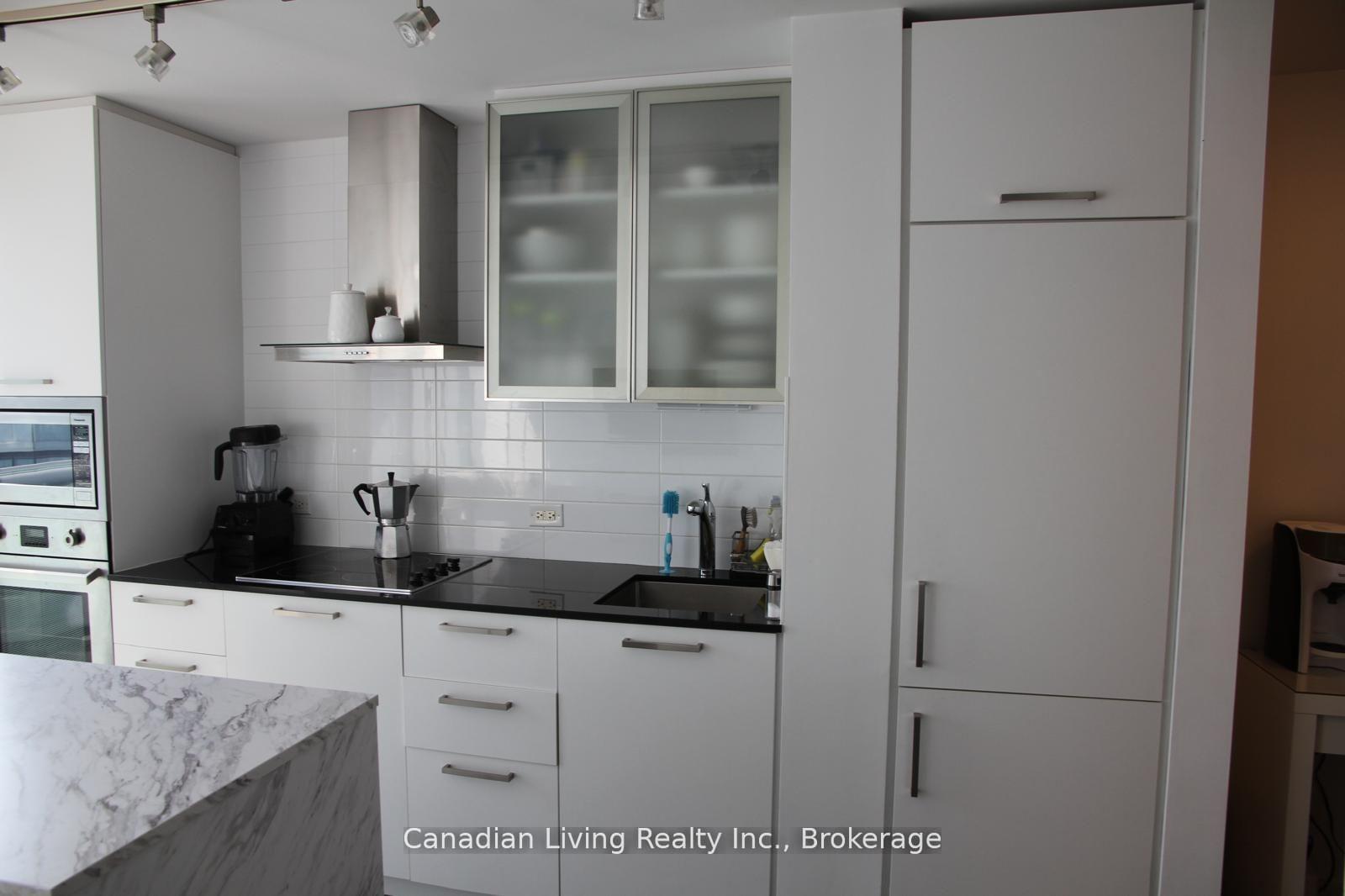 Photo 17 of Unit 5501, 12 York Street, Toronto, Waterfront Communities — HOMEH