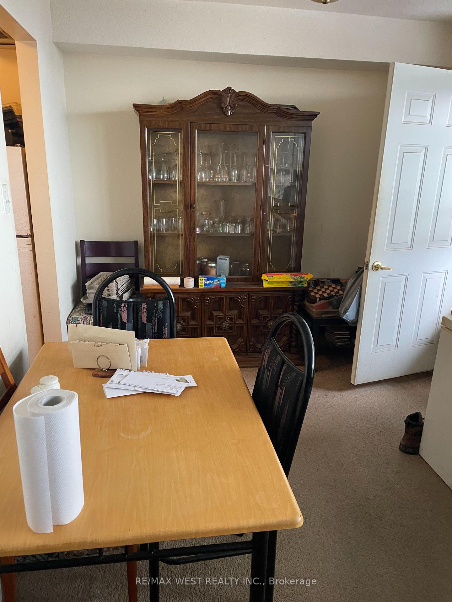 Photo 4 of Unit 809, 15 Nicklaus Drive, Hamilton, Vincent — HOMEH