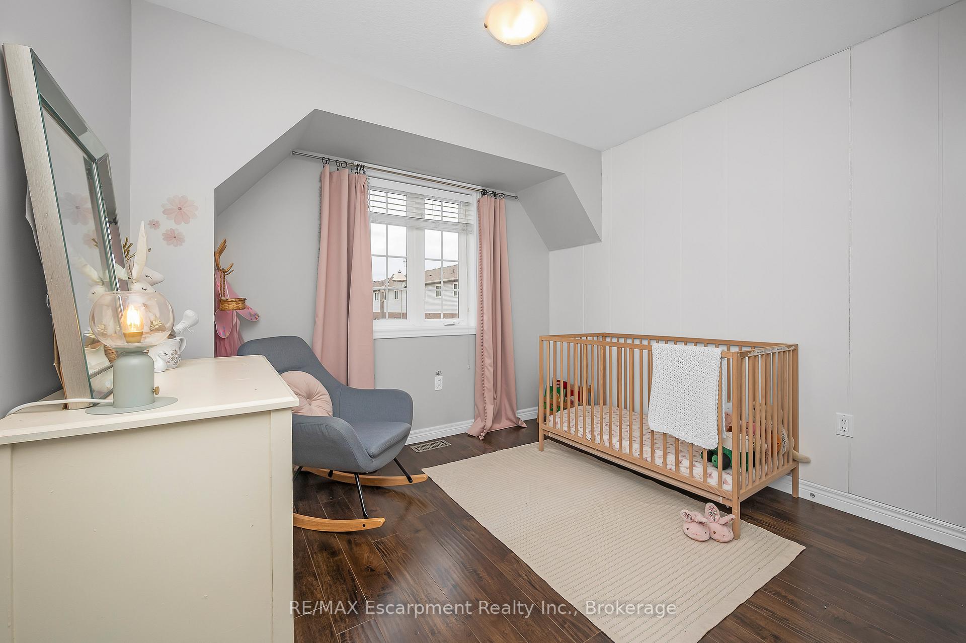 Photo 16 of Unit 21, 8 Lakelawn Road, Grimsby, Grimsby Beach — HOMEH