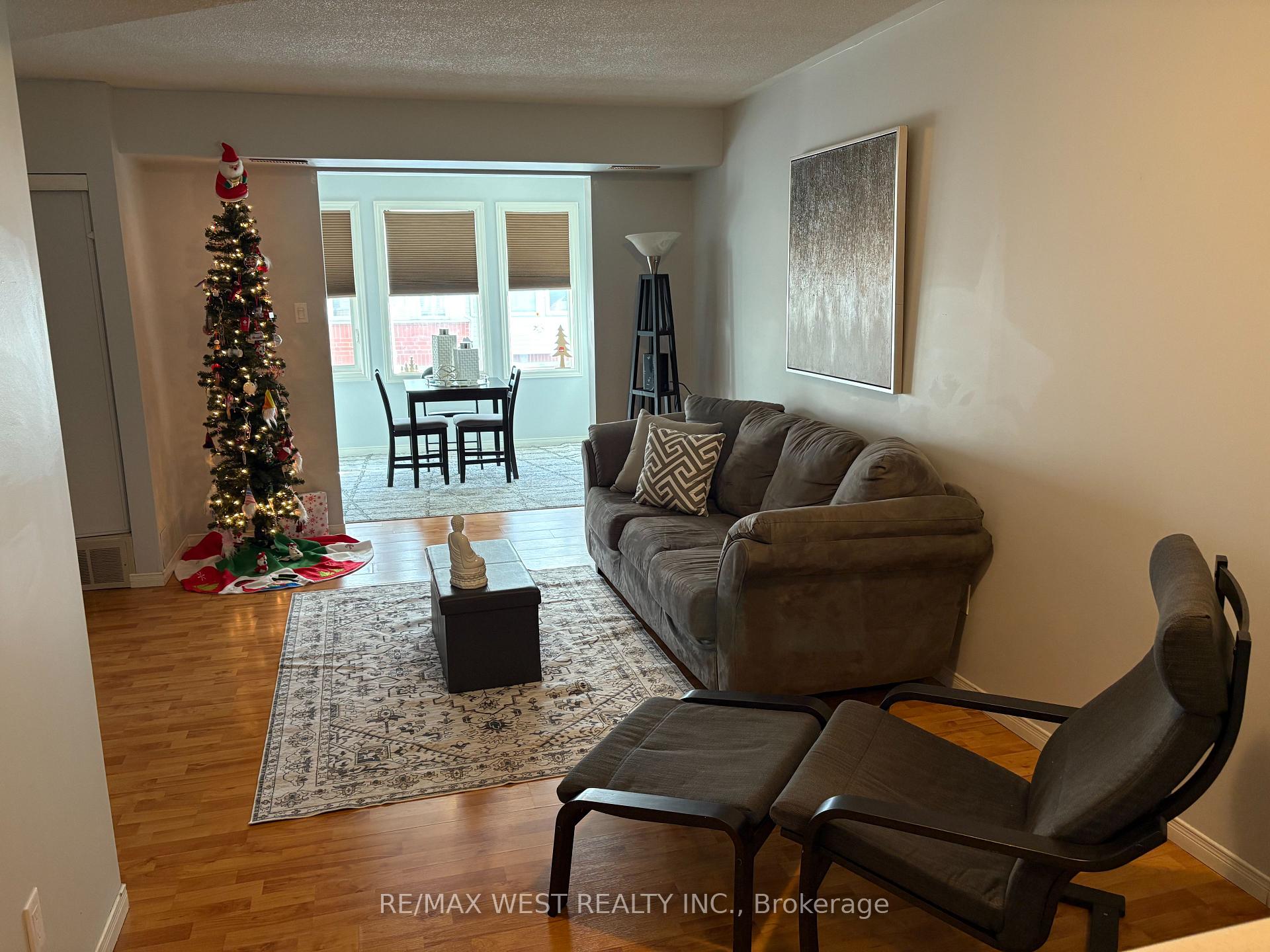 Photo 1 of 8A Wylie Circle, Halton Hills, Georgetown — HOMEH