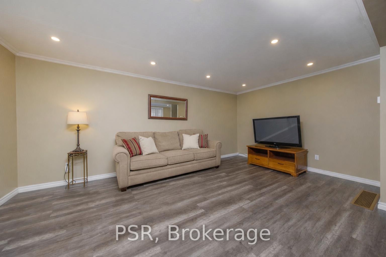 Photo 9 of 708 Johnston Crescent W, Kincardine — HOMEH
