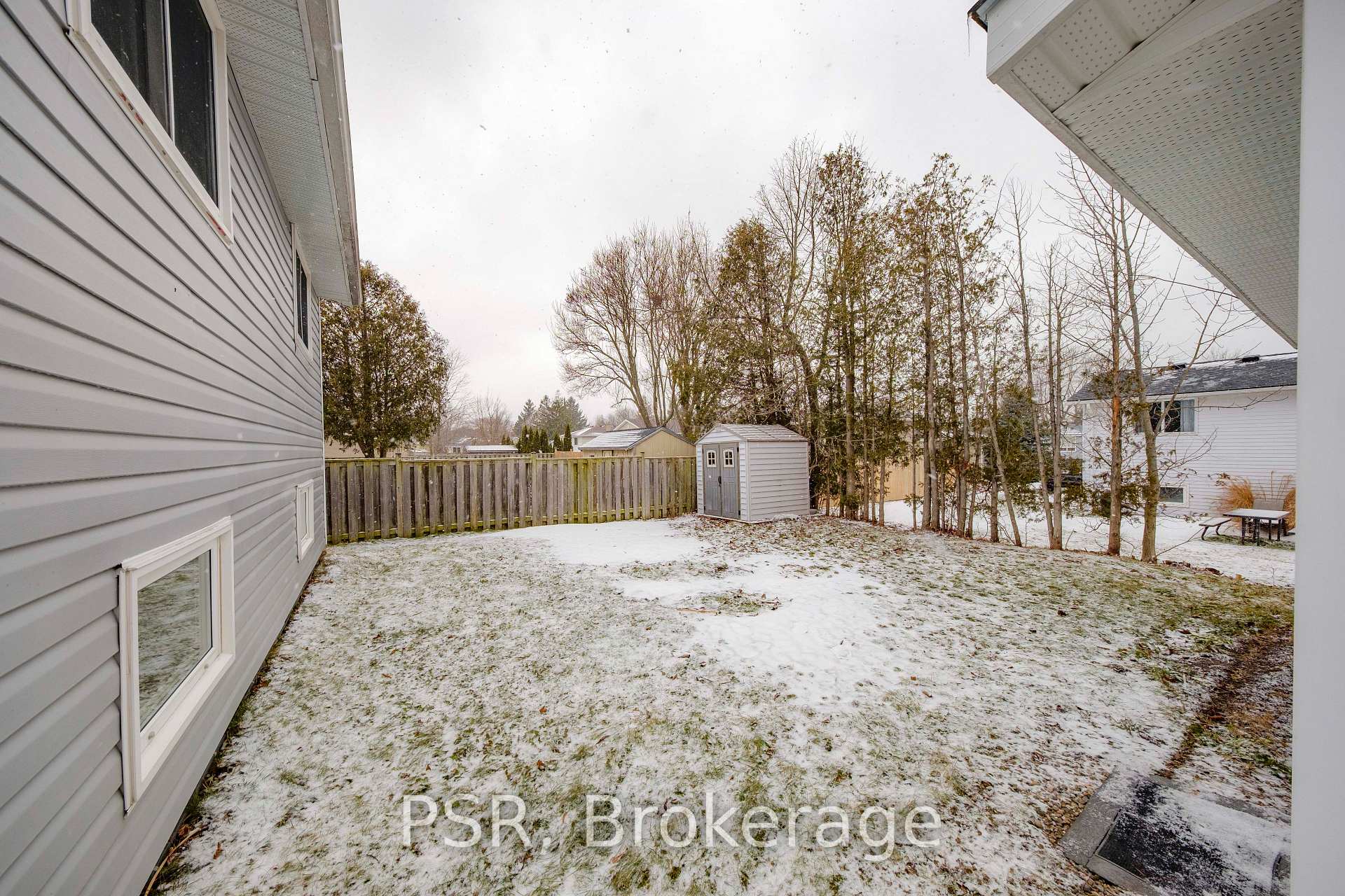Photo 11 of 708 Johnston Crescent W, Kincardine — HOMEH