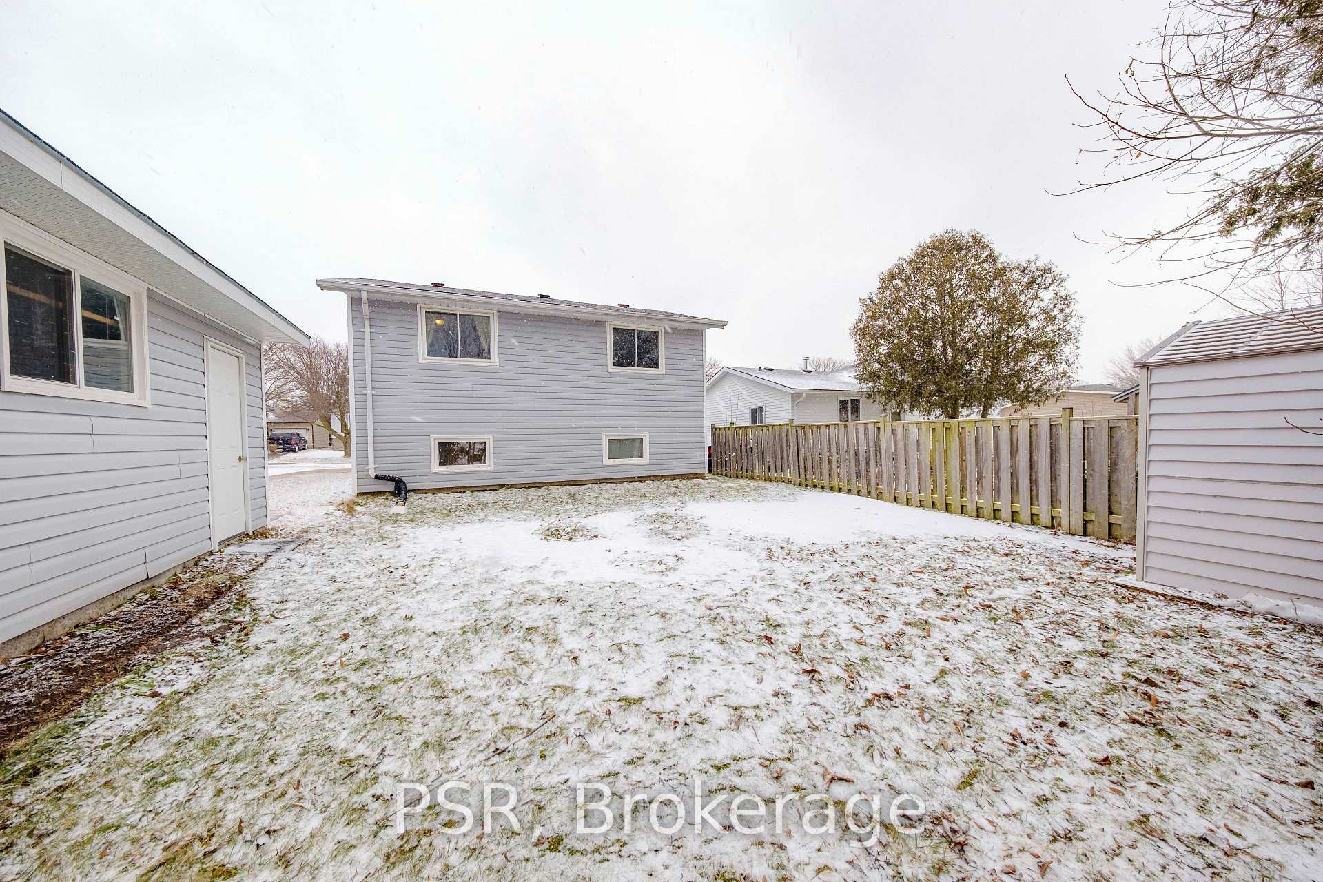 Photo 13 of 708 Johnston Crescent W, Kincardine — HOMEH