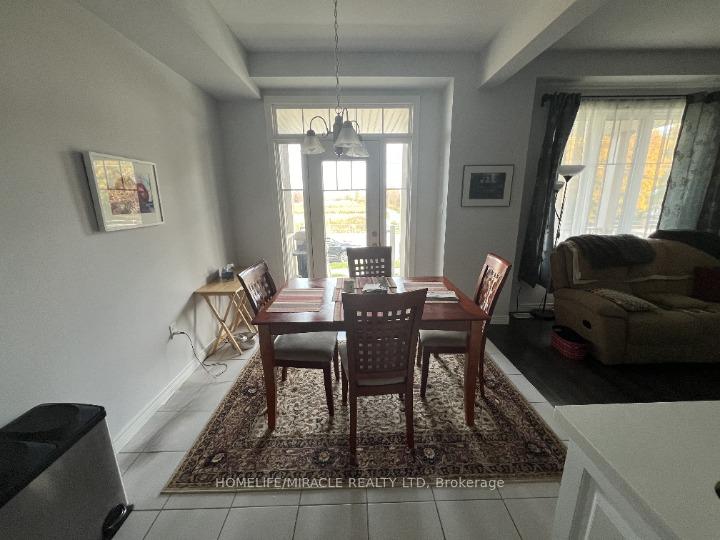 Photo 10 of 118 Dunrobin Lane, Grimsby, Grimsby Beach — HOMEH