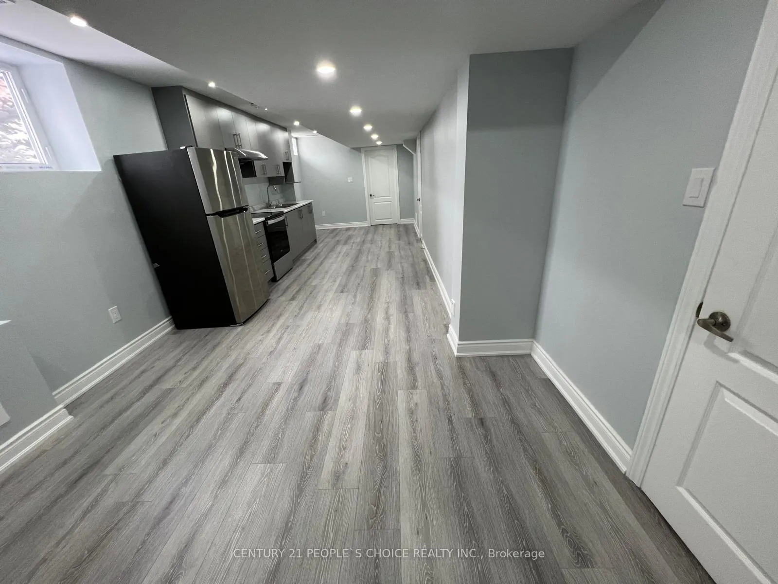 Photo 3 of Unit (1st Bsmt), 11 Daleridge Crescent, Brampton, Bram East — HOMEH