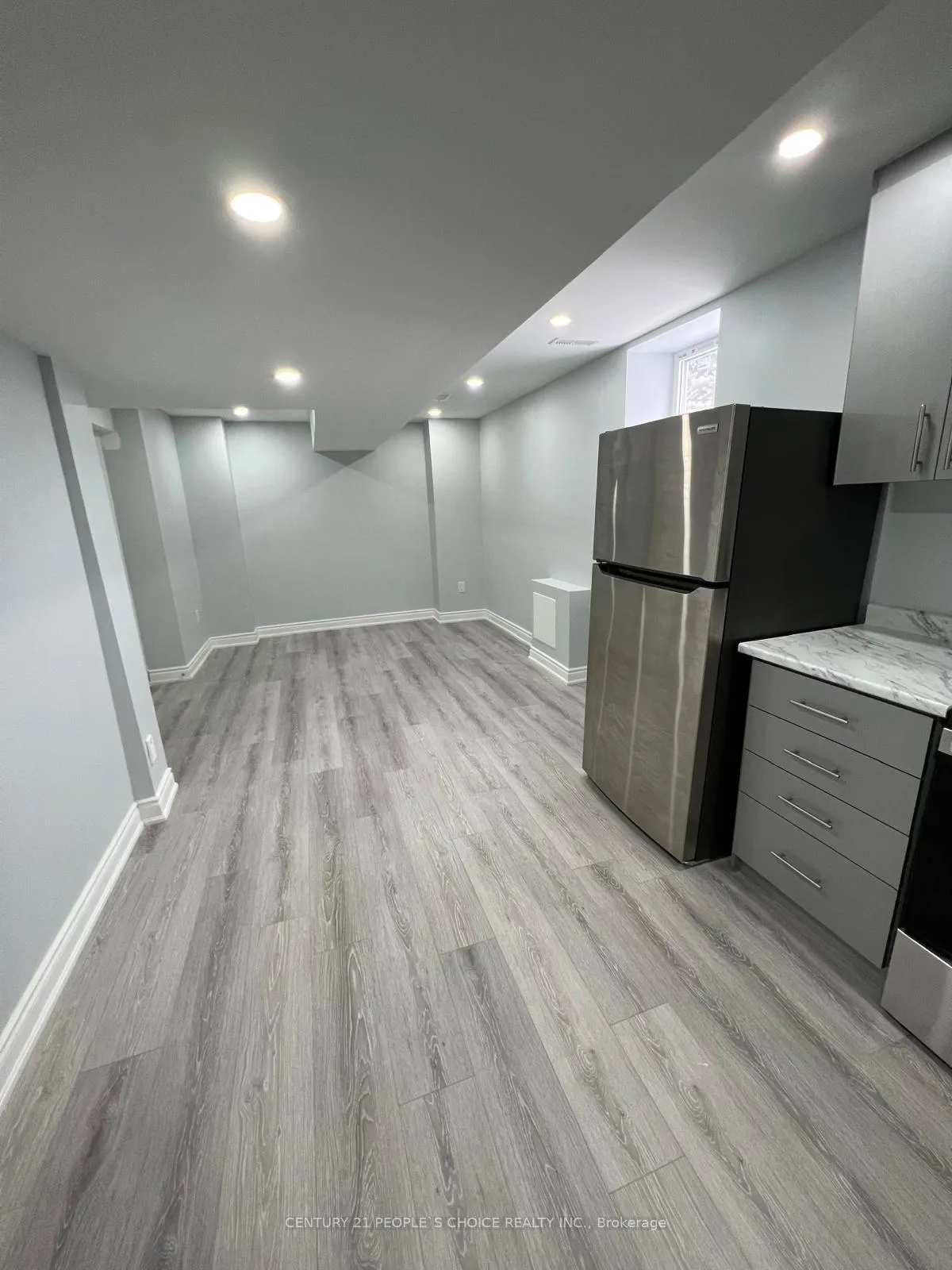 Photo 5 of Unit (1st Bsmt), 11 Daleridge Crescent, Brampton, Bram East — HOMEH