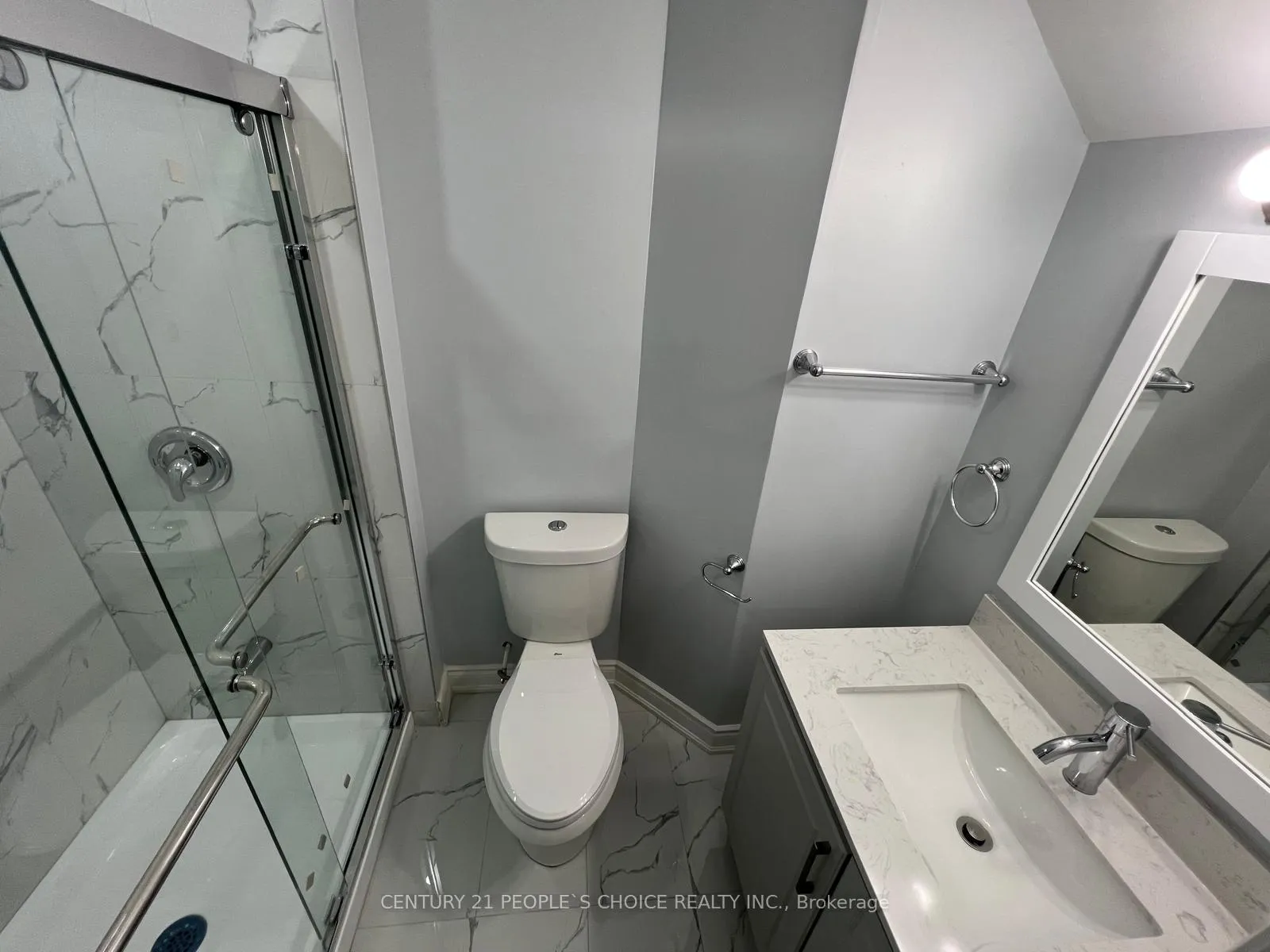 Photo 7 of Unit (1st Bsmt), 11 Daleridge Crescent, Brampton, Bram East — HOMEH