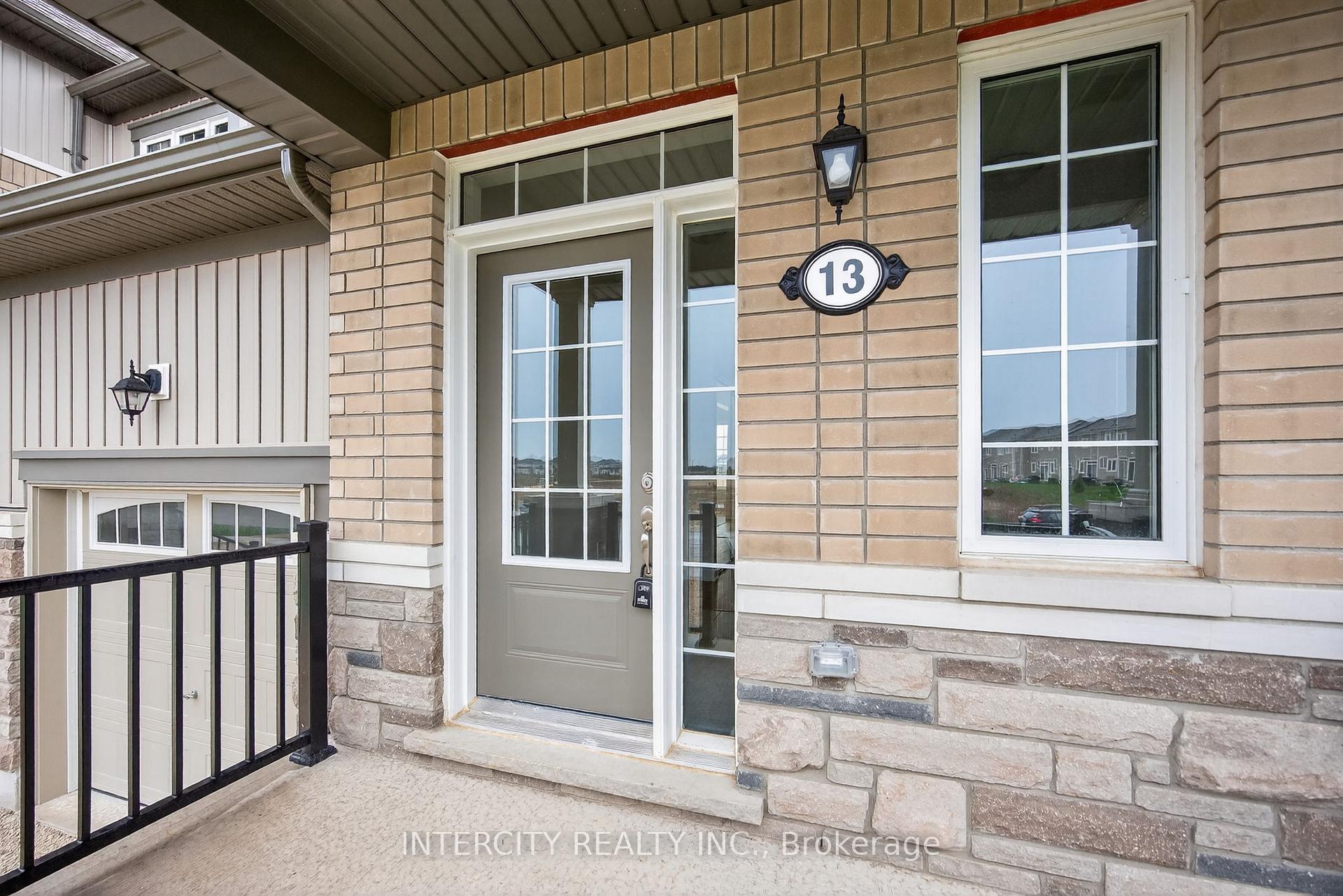 Photo 12 of 13 Avalon Drive, Wasaga Beach — HOMEH