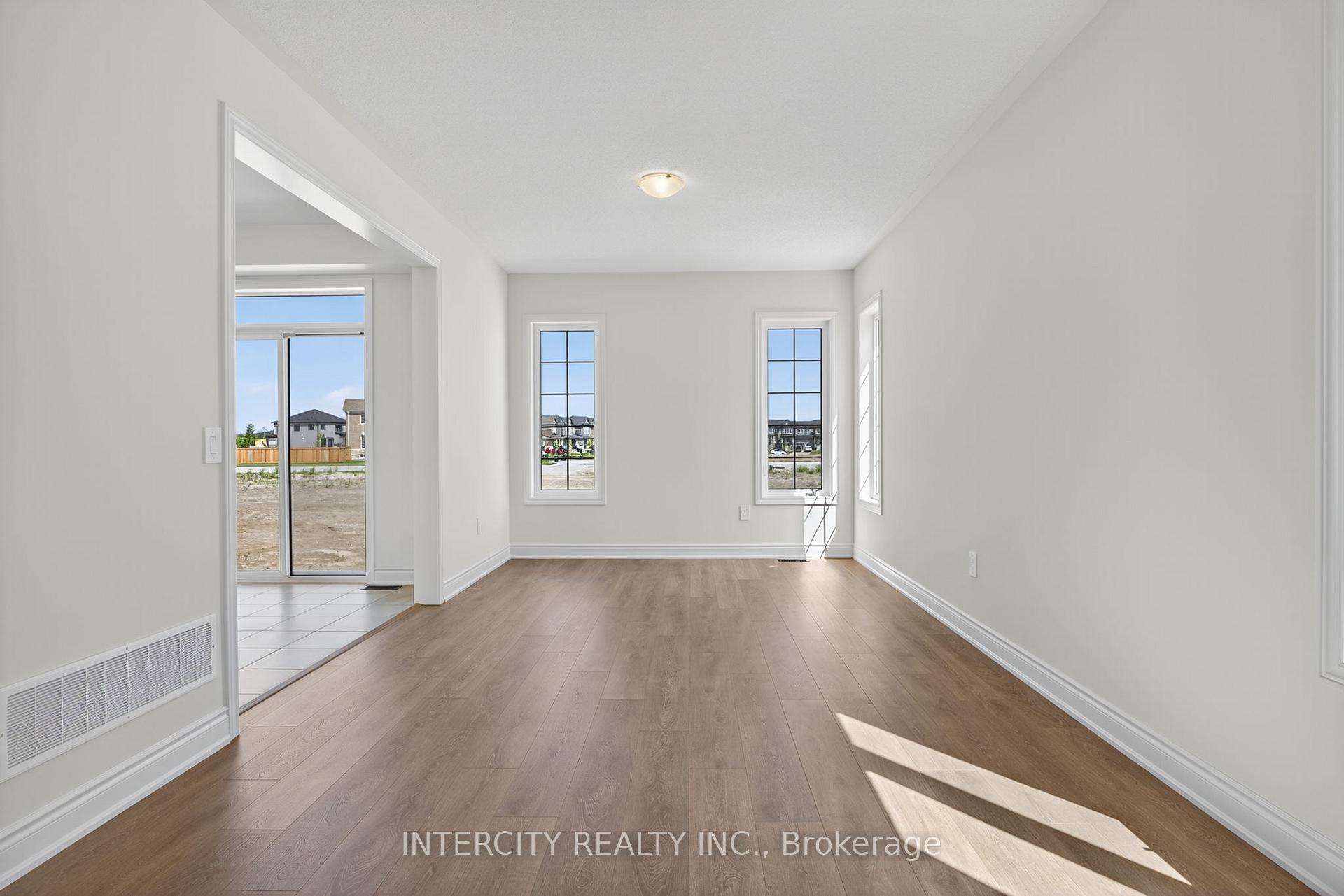 Photo 20 of 13 Avalon Drive, Wasaga Beach — HOMEH