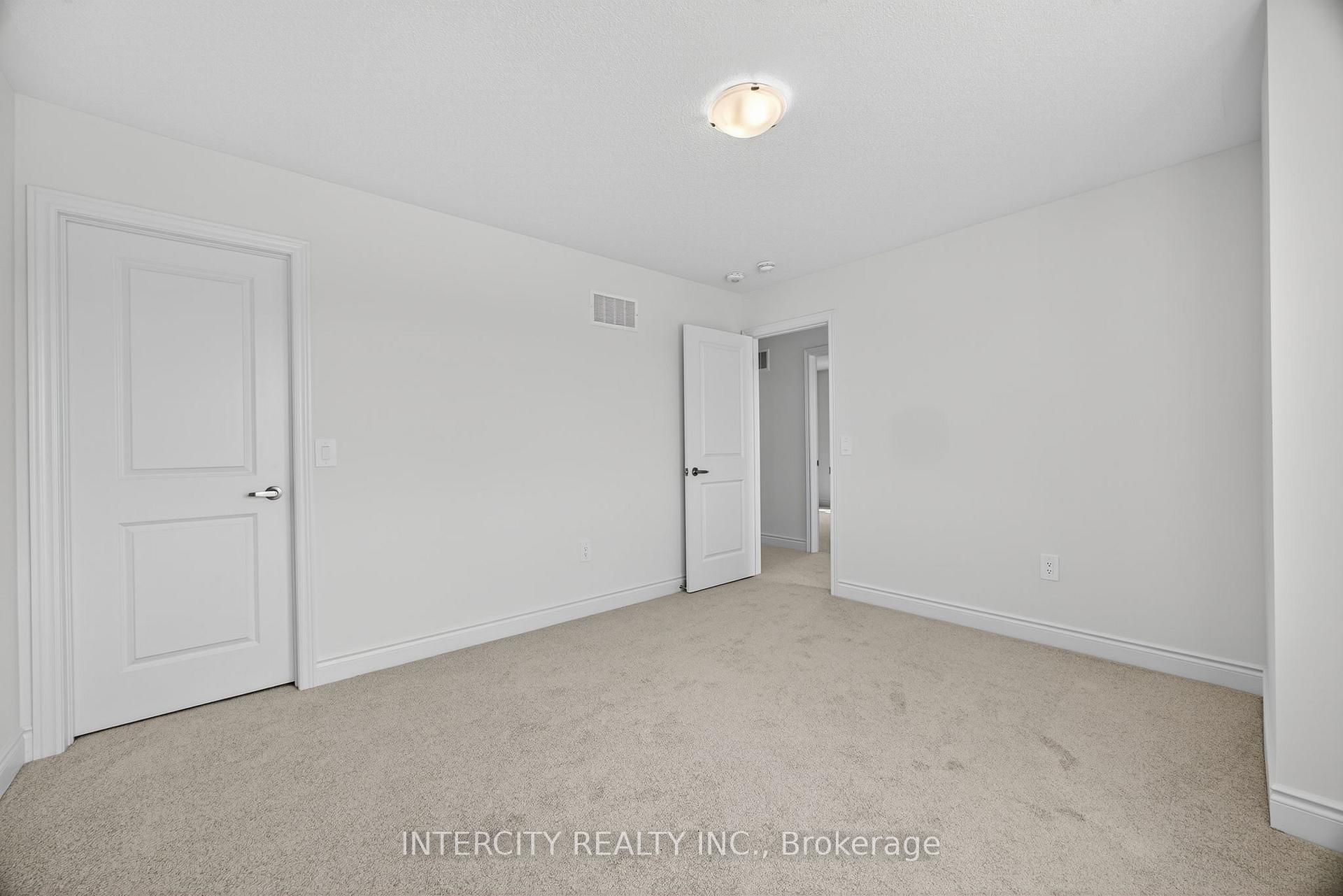 Photo 24 of 13 Avalon Drive, Wasaga Beach — HOMEH