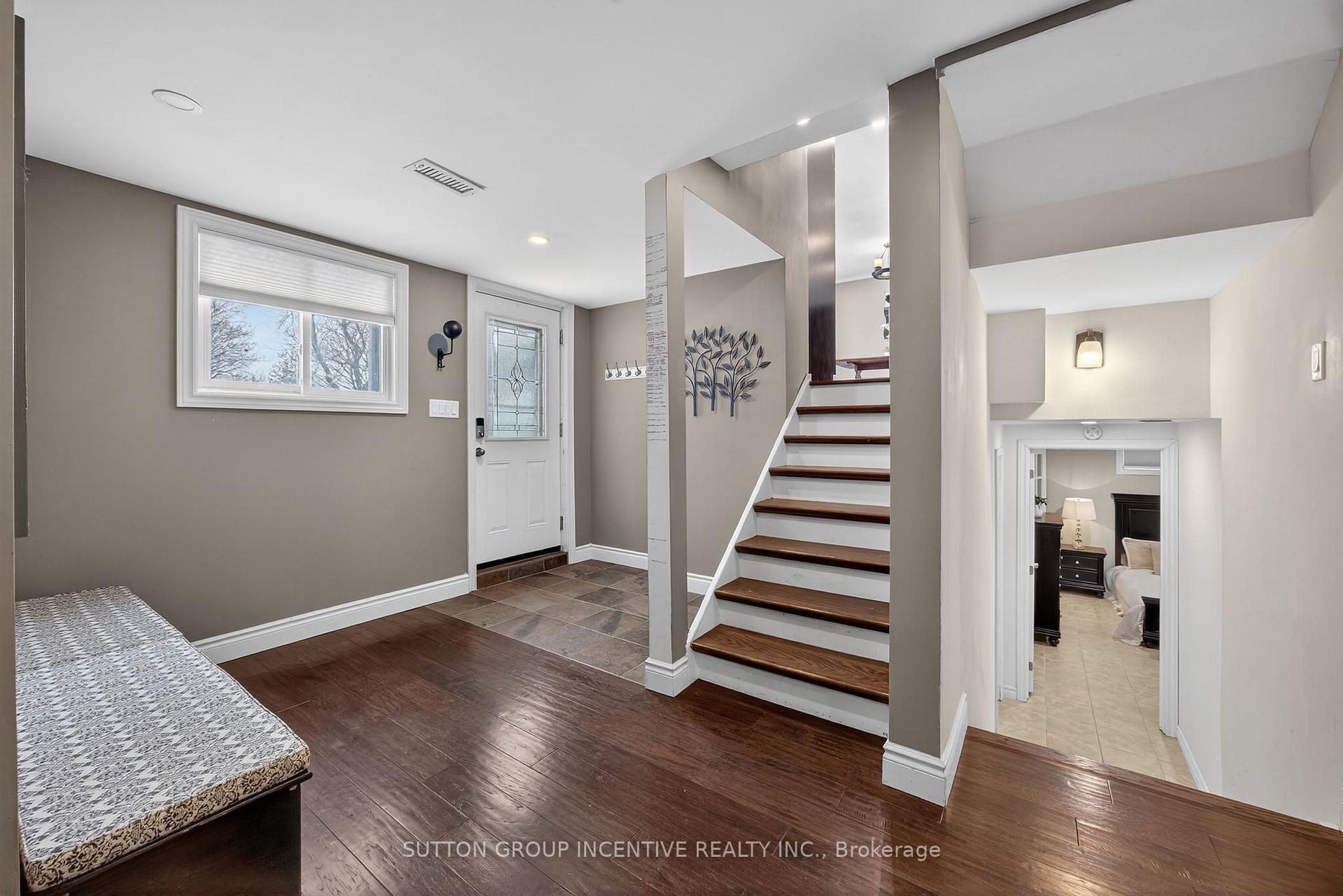 Photo 30 of 28 Springhome Road, Barrie, Allandale Heights — HOMEH