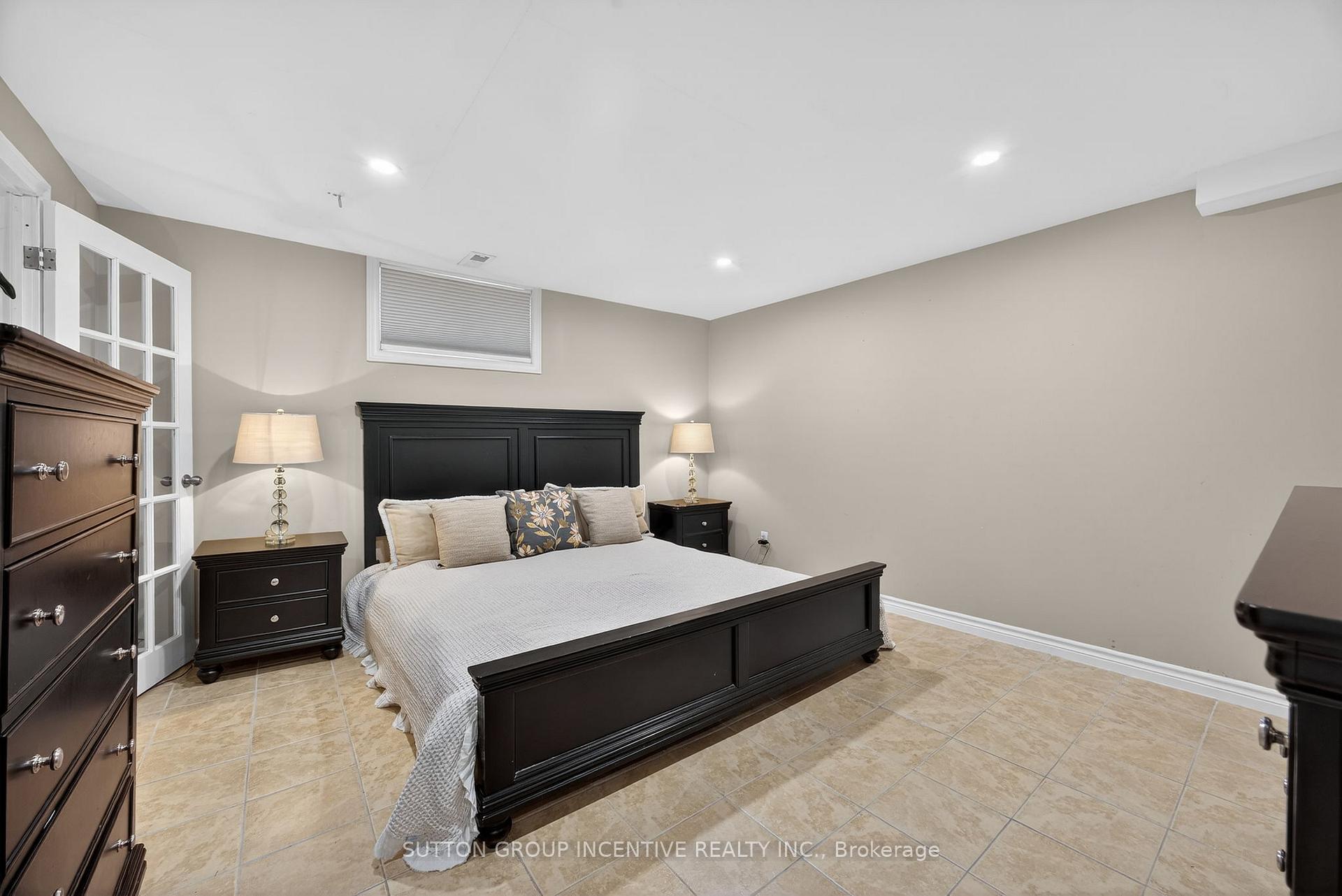 Photo 22 of 28 Springhome Road, Barrie, Allandale Heights — HOMEH