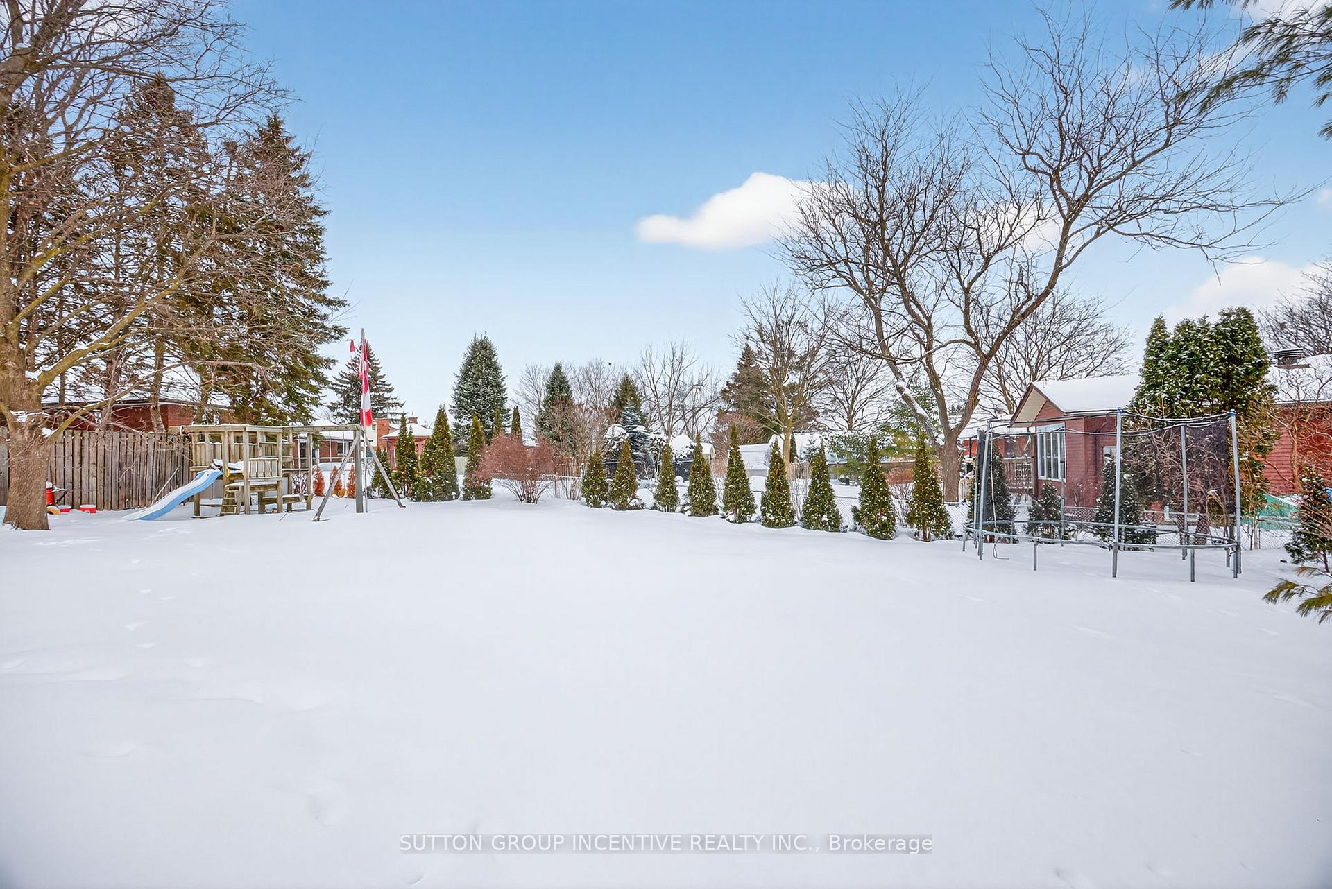 Photo 25 of 28 Springhome Road, Barrie, Allandale Heights — HOMEH