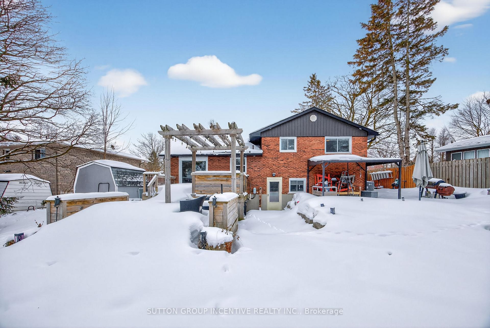 Photo 20 of 28 Springhome Road, Barrie, Allandale Heights — HOMEH