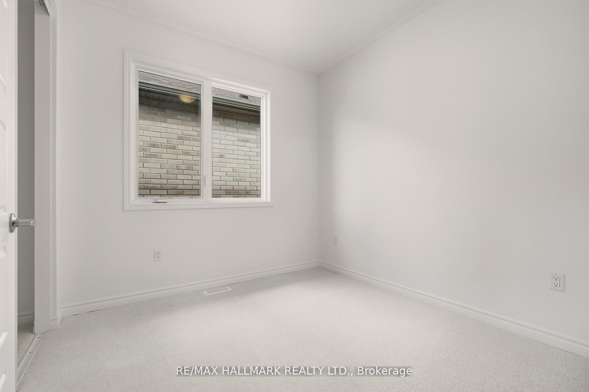 Photo 30 of 363 Reid Drive W, Barrie, Rural Barrie Southwest — HOMEH