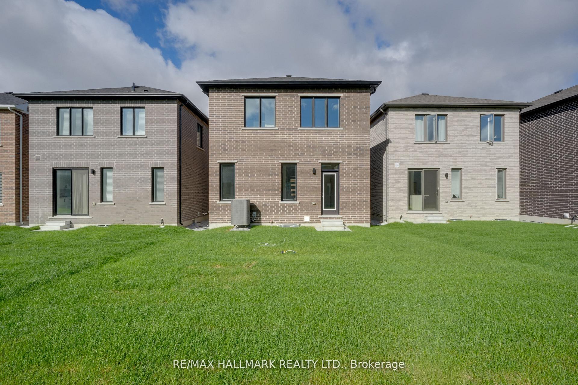 Photo 33 of 363 Reid Drive W, Barrie, Rural Barrie Southwest — HOMEH