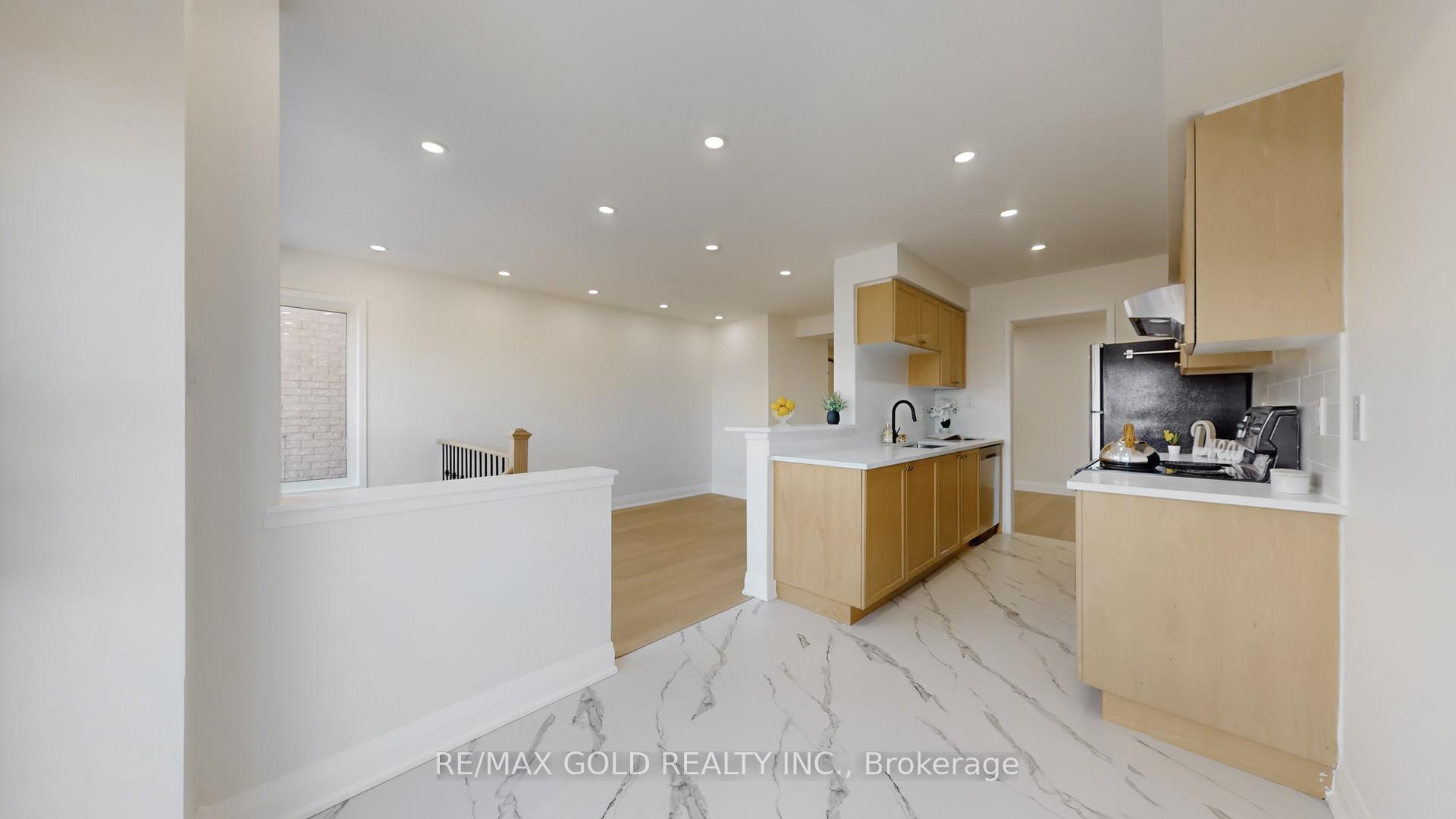 Photo 26 of 26 Applegrove Court, Brampton, Sandringham-Wellington — HOMEH