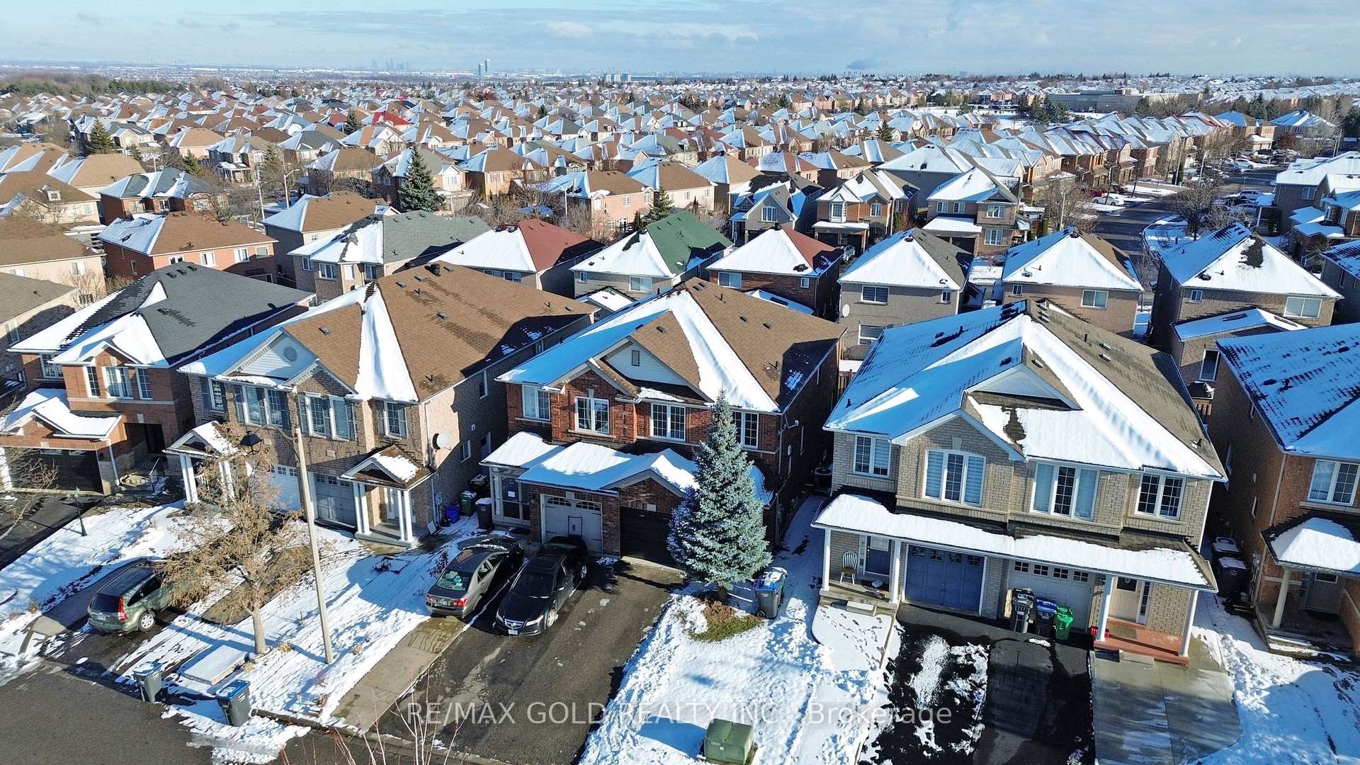 Photo 28 of 26 Applegrove Court, Brampton, Sandringham-Wellington — HOMEH