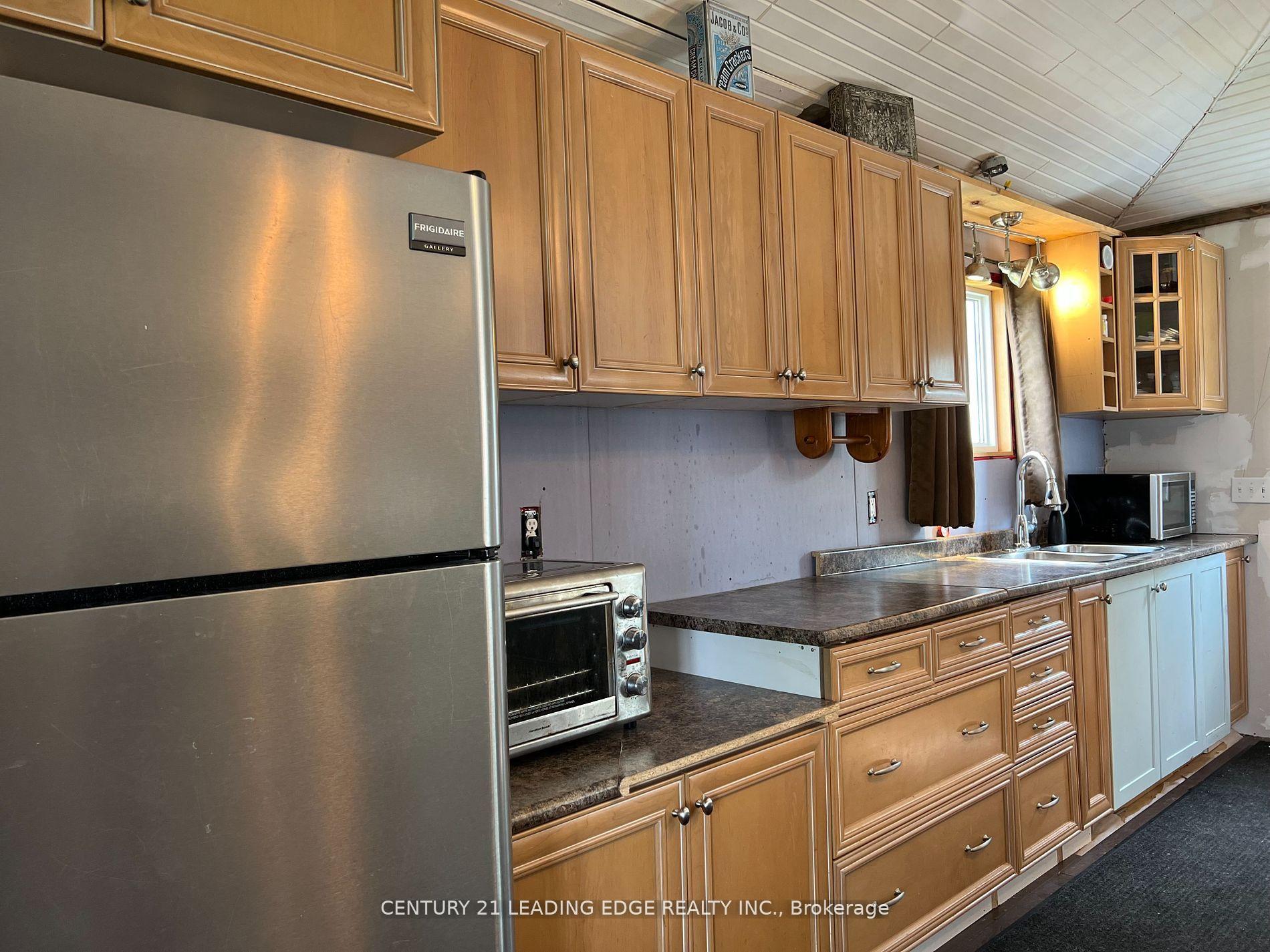 Photo 6 of 40586B Shore Rd Allowance, Brock, Beaverton — HOMEH