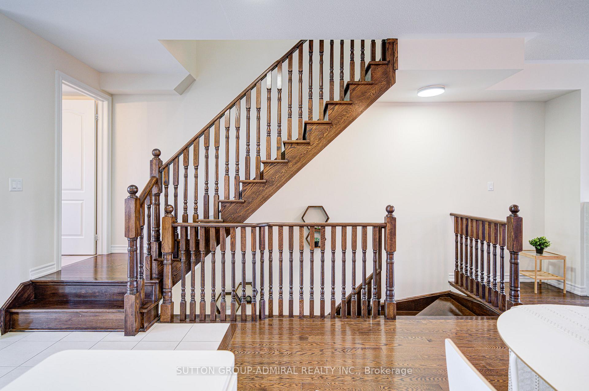 Photo 10 of 9 Vandaam Lane, Markham, Cathedraltown — HOMEH