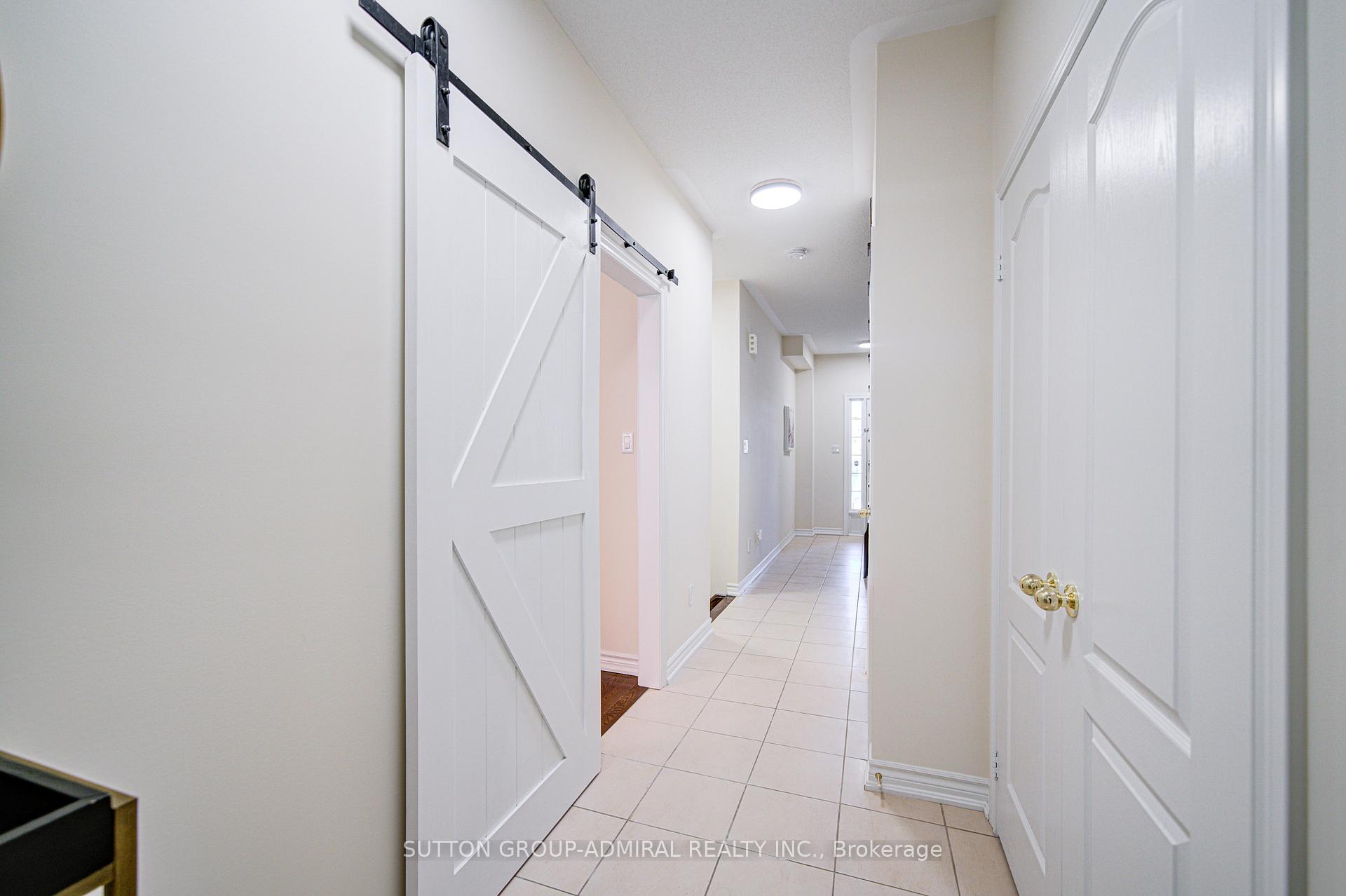 Photo 16 of 9 Vandaam Lane, Markham, Cathedraltown — HOMEH