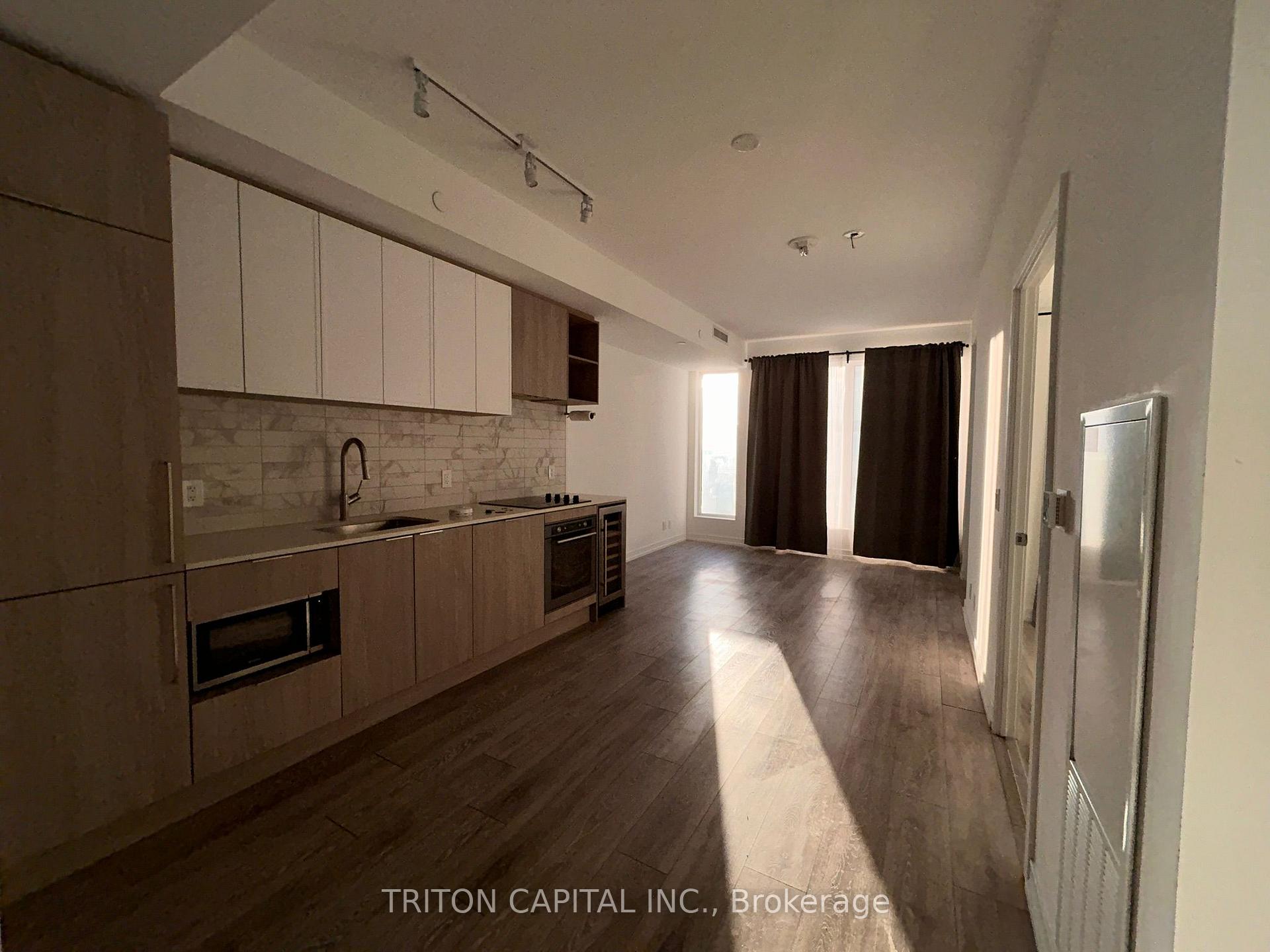 Photo 12 of Unit 638, 2020 Bathurst Street, Toronto, Humewood-Cedarvale — HOMEH